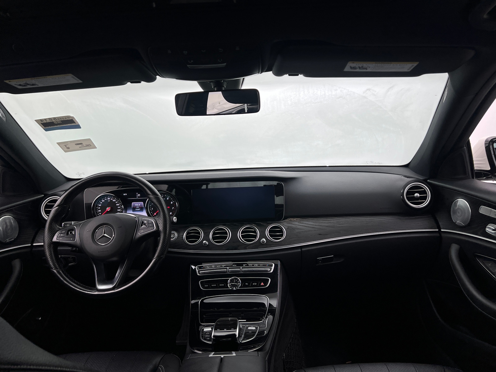 Thumbnail: 2017 Mercedes-Benz E-Class - 2