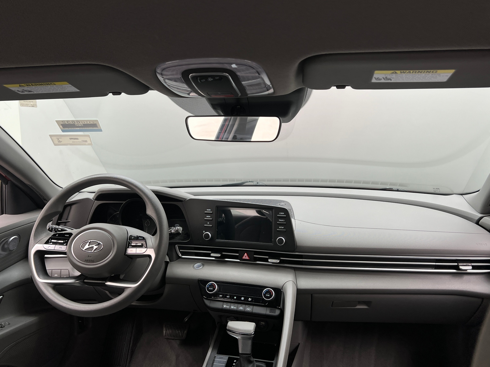 Thumbnail: 2023 Hyundai Elantra - 3