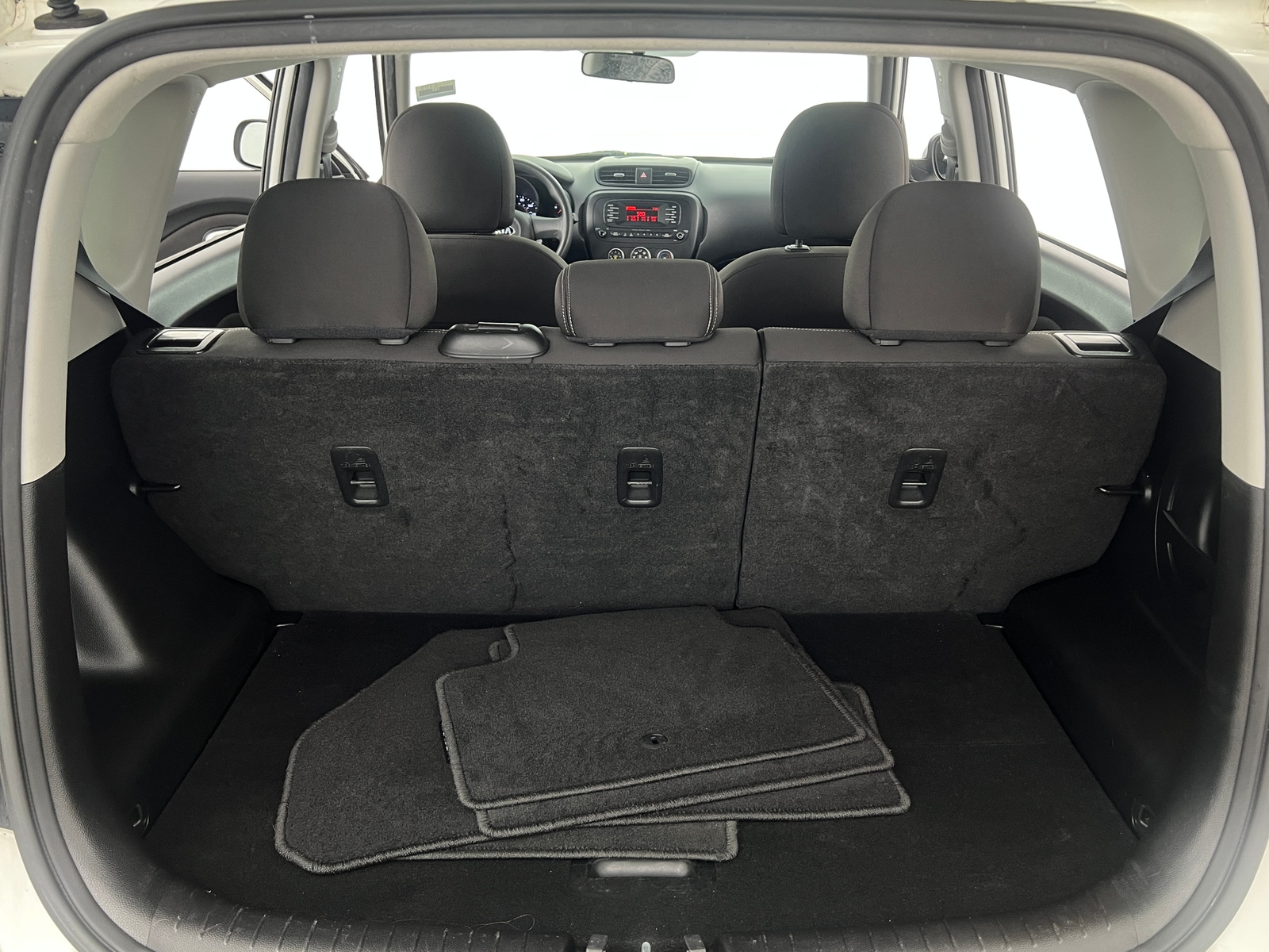 Thumbnail: 2016 Kia Soul - 7