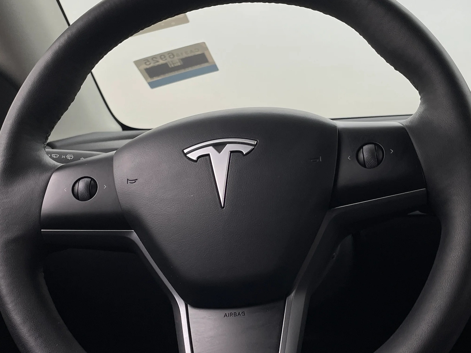Thumbnail: 2023 Tesla Model Y - 3
