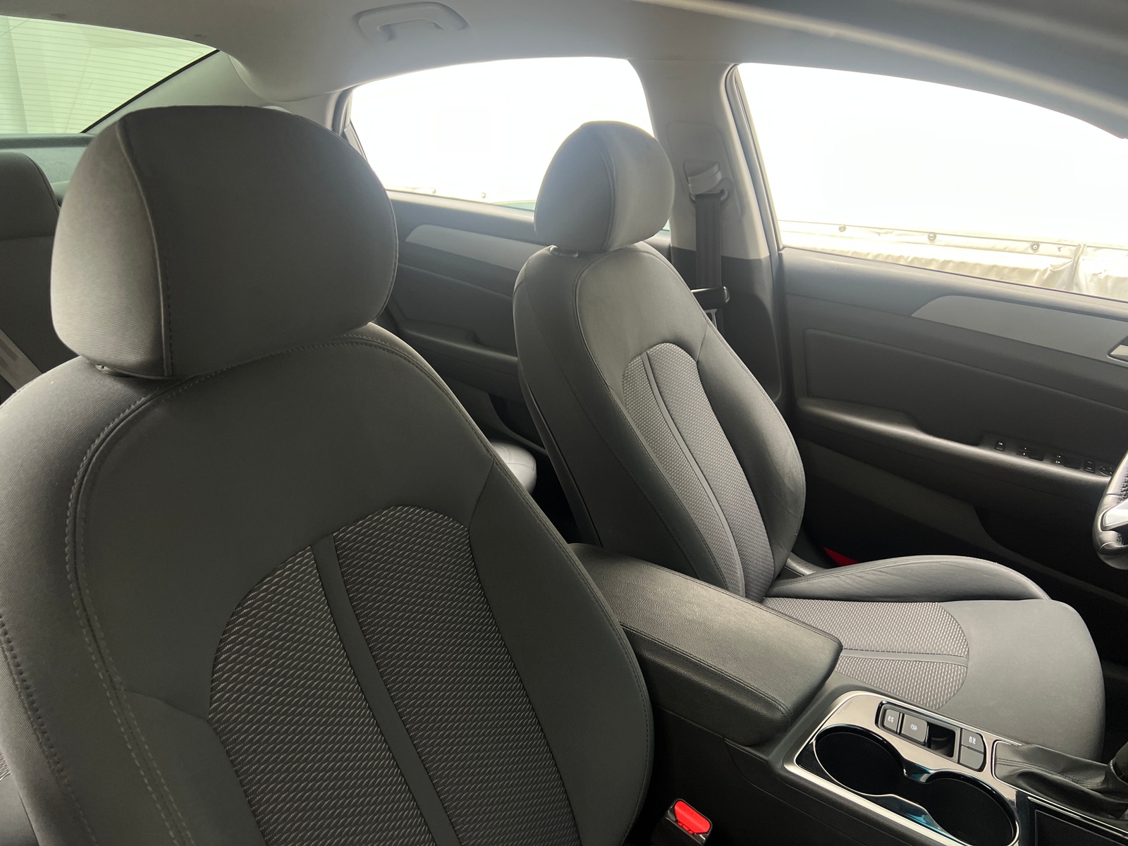 Thumbnail: 2019 Hyundai Sonata - 2