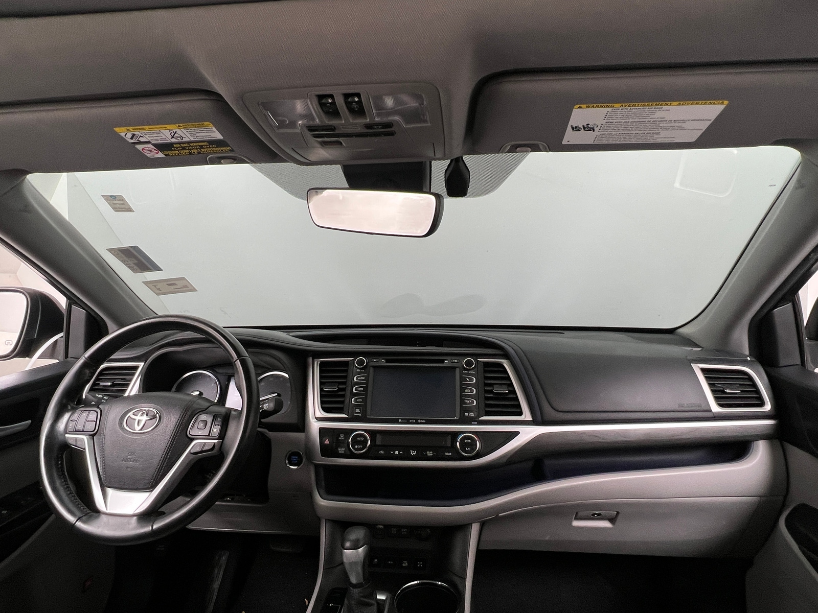 Thumbnail: 2017 Toyota Highlander - 2
