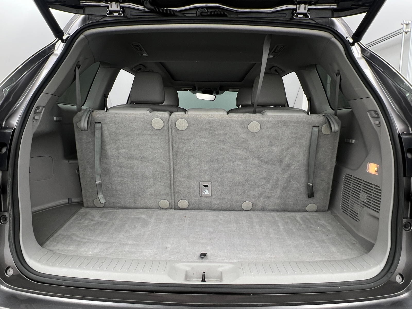Thumbnail: 2017 Toyota Highlander - 6