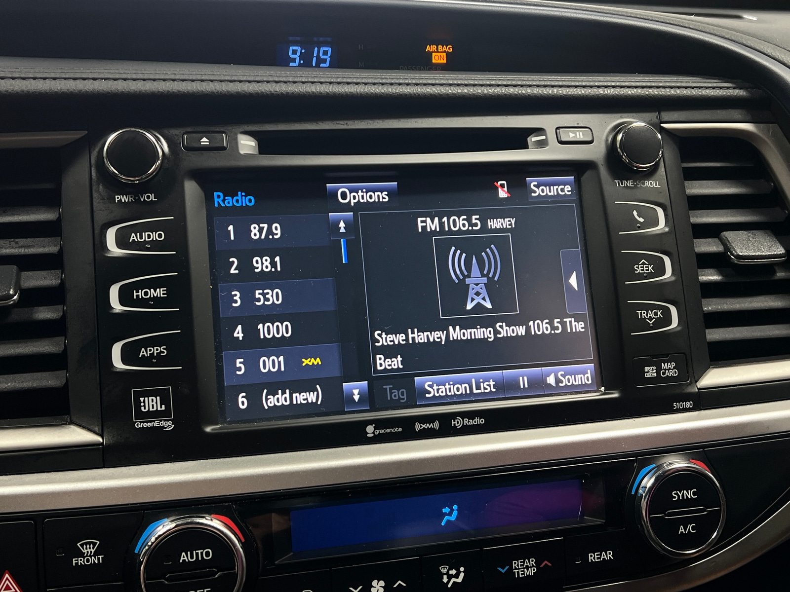 Thumbnail: 2017 Toyota Highlander - 3