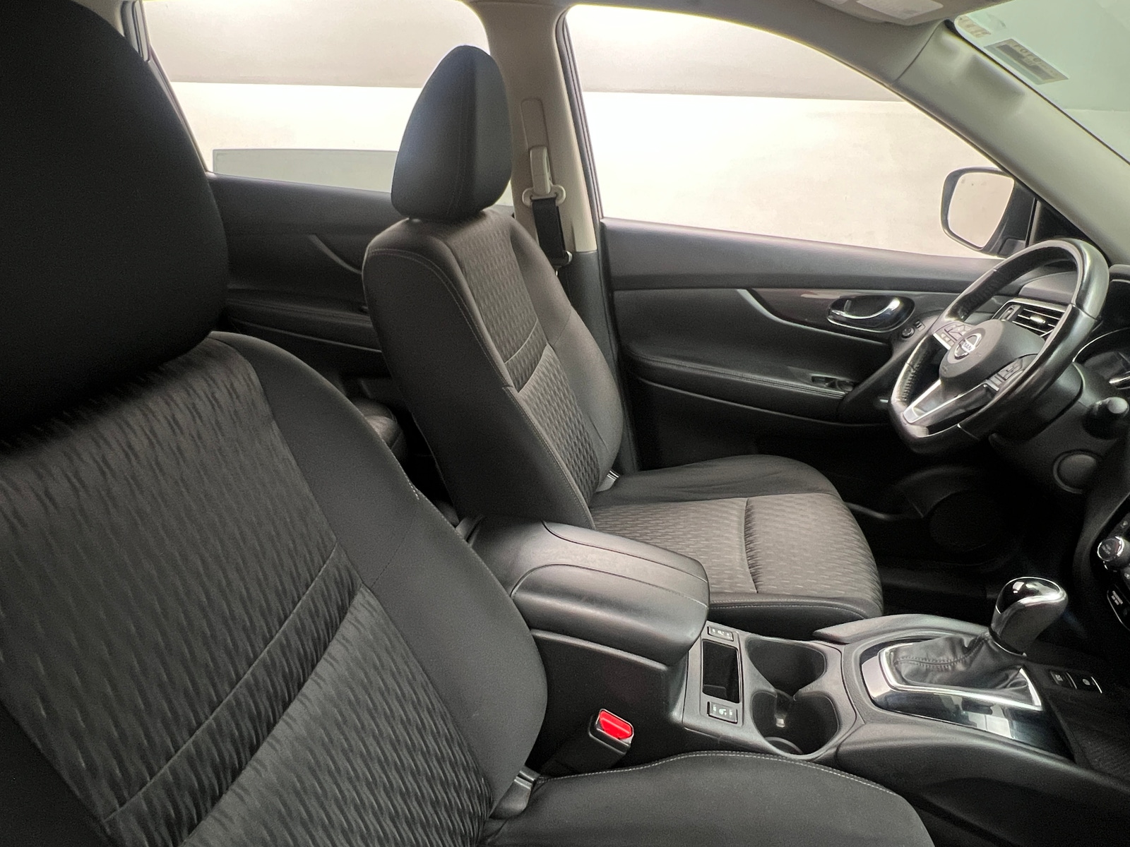 Thumbnail: 2019 Nissan Rogue - 2