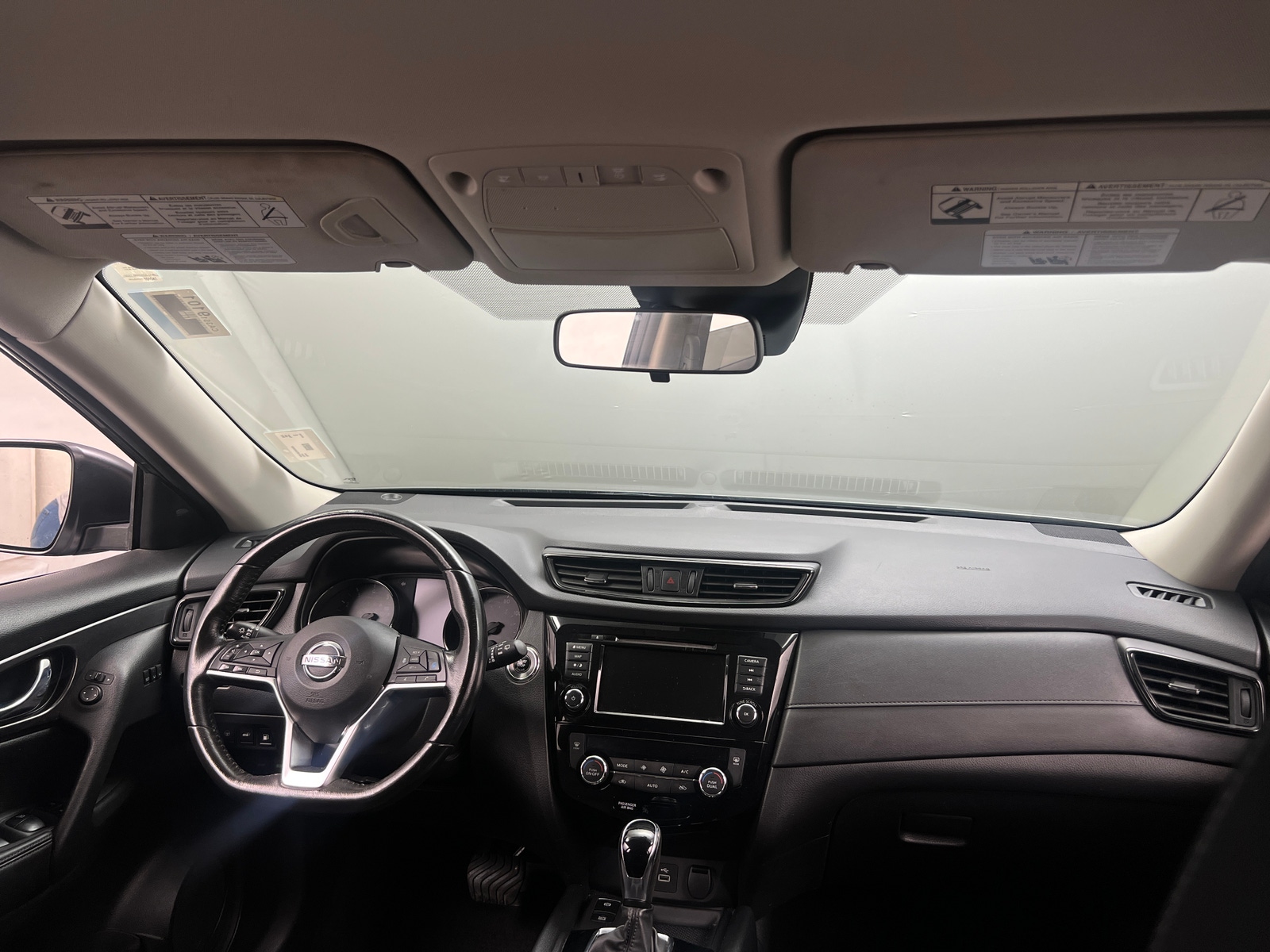 Thumbnail: 2019 Nissan Rogue - 3