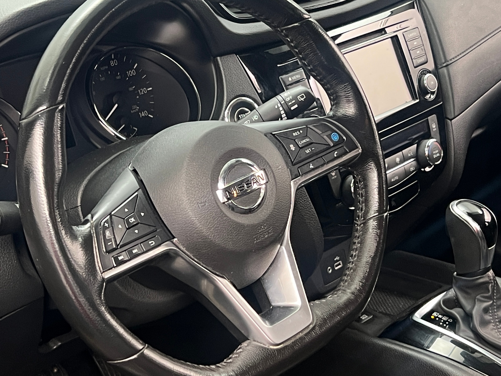 Thumbnail: 2019 Nissan Rogue - 5