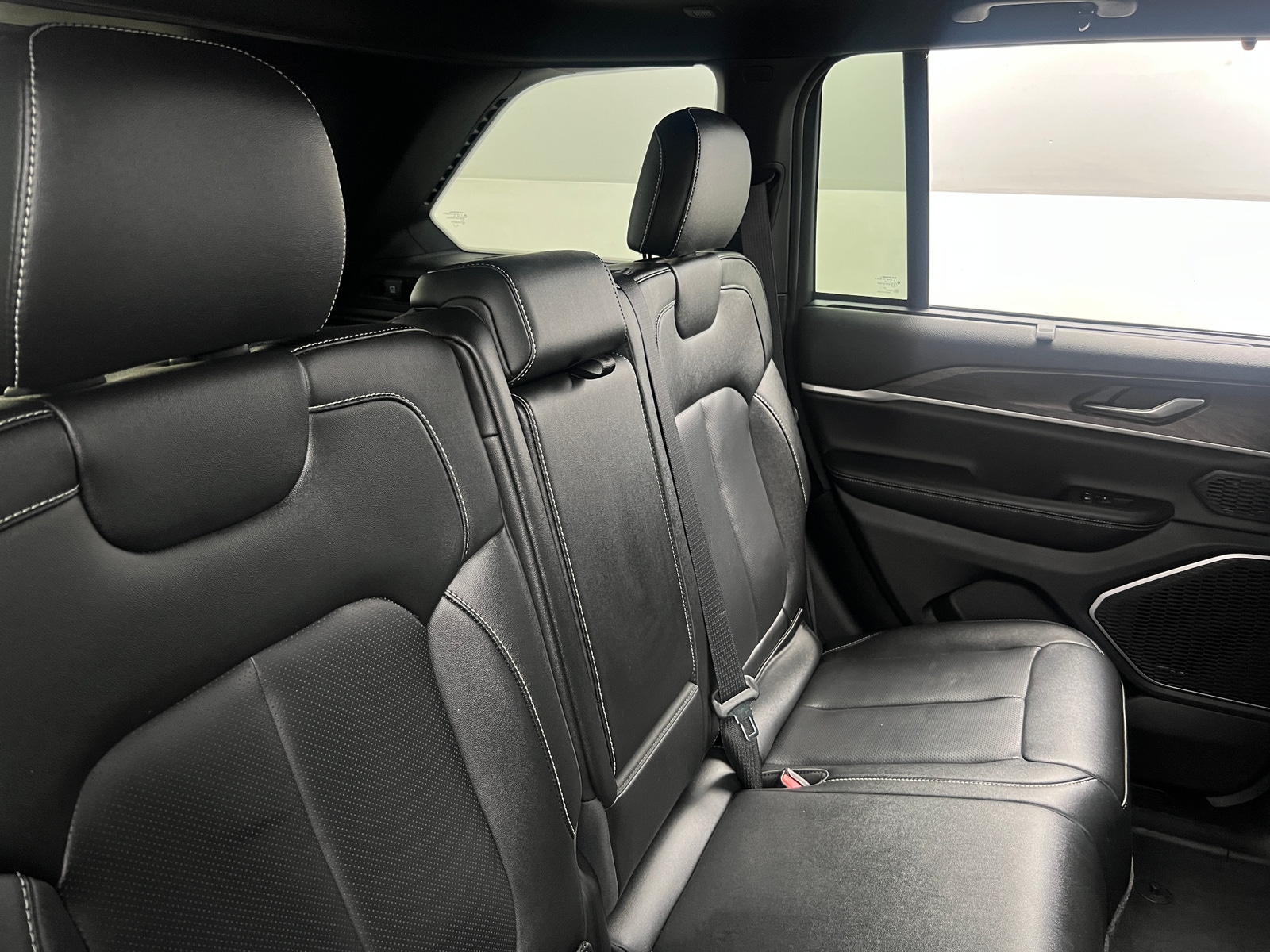 Thumbnail: 2024 Jeep Grand Cherokee - 5
