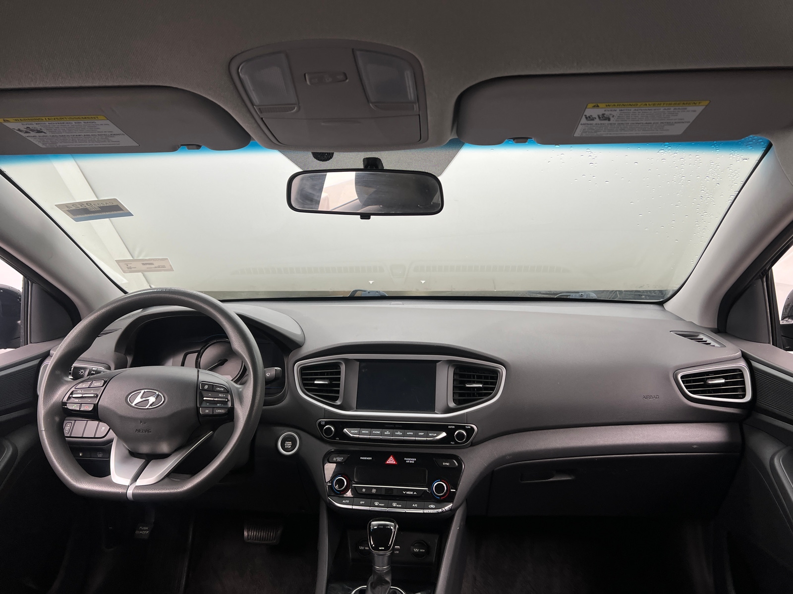 Thumbnail: 2019 Hyundai Ioniq - 3