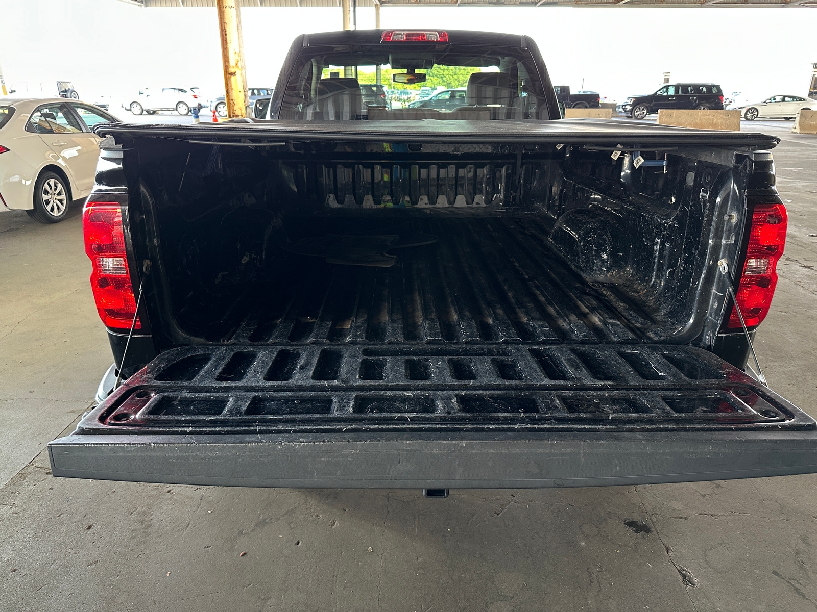 Thumbnail: 2016 Chevrolet Silverado 1500 - 6