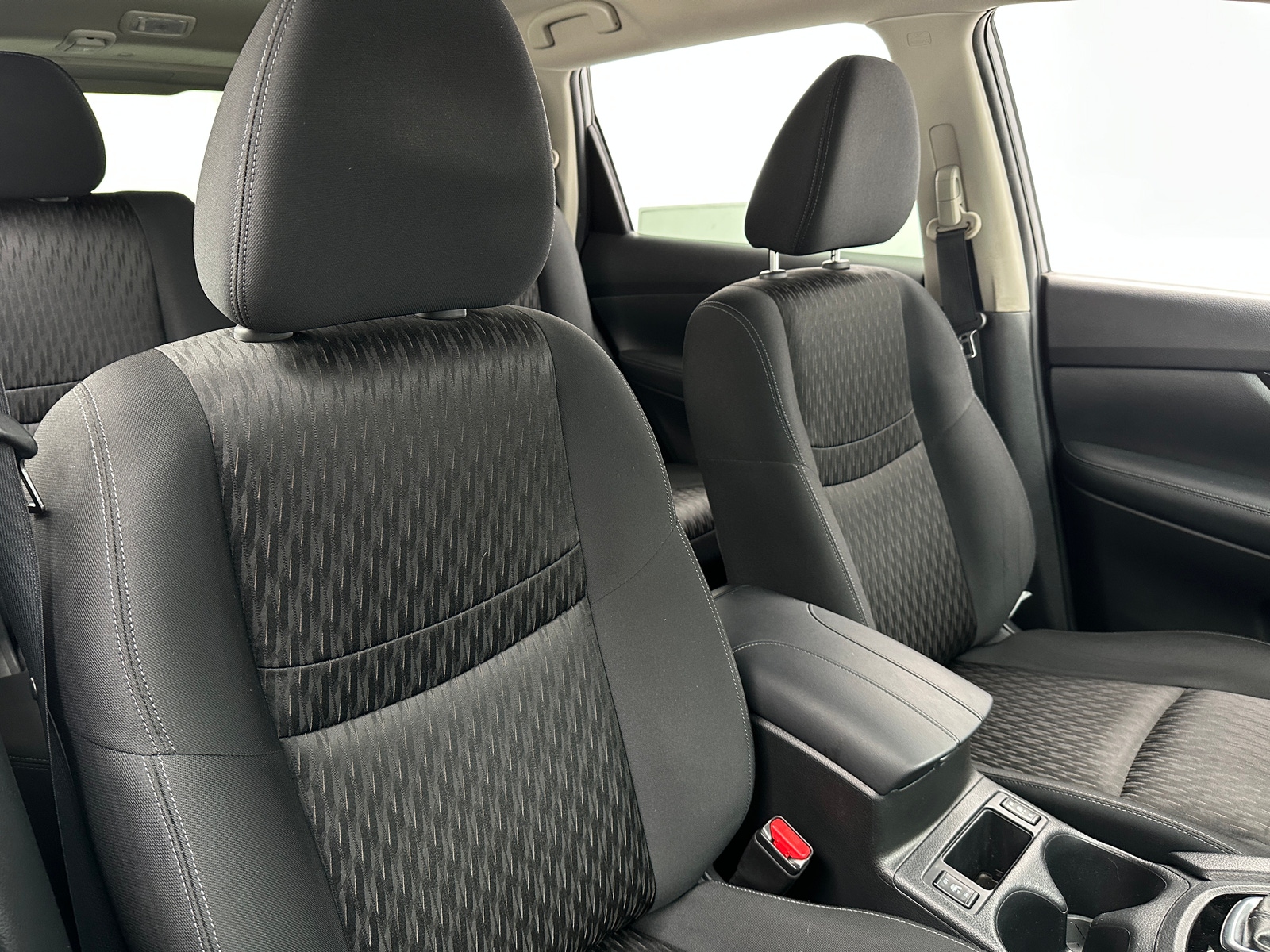 Thumbnail: 2018 Nissan Rogue - 2