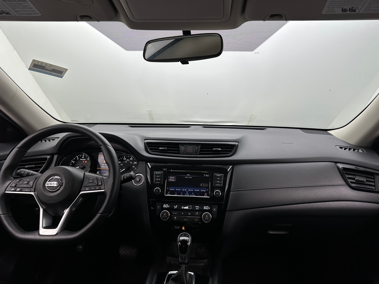 Thumbnail: 2018 Nissan Rogue - 3