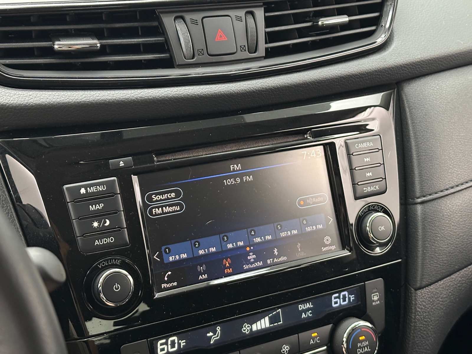 Thumbnail: 2018 Nissan Rogue - 4