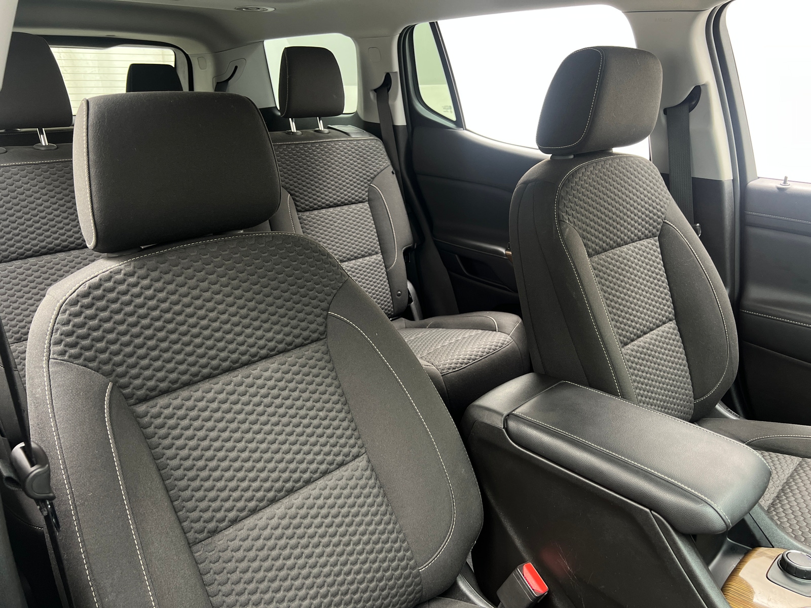 Thumbnail: 2019 GMC Acadia - 2