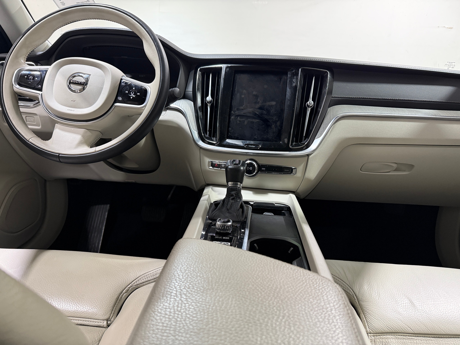 Thumbnail: 2021 Volvo S60 - 2