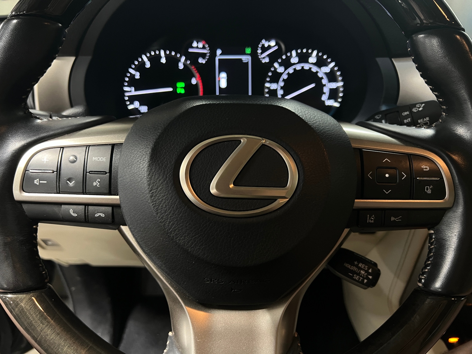 Thumbnail: 2021 Lexus GX - 4