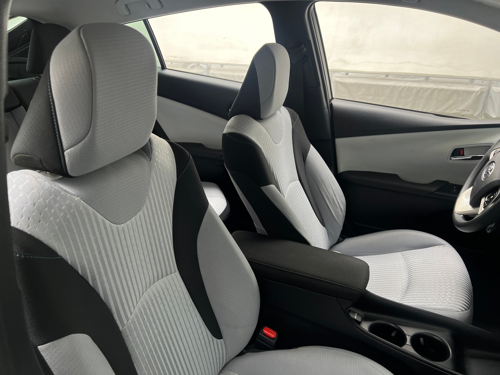Thumbnail: 2018 Toyota Prius - 2