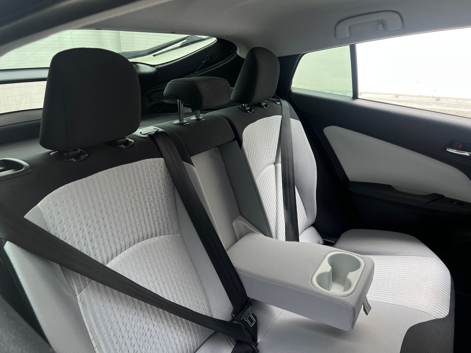 Thumbnail: 2018 Toyota Prius - 6