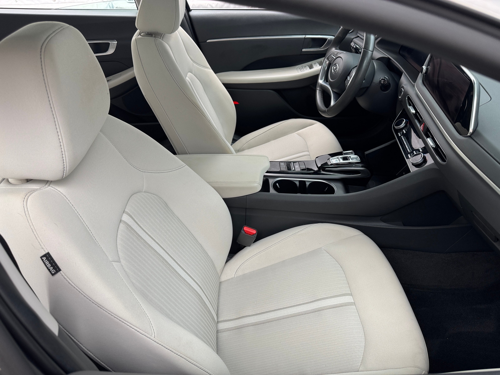 Thumbnail: 2023 Hyundai Sonata - 2