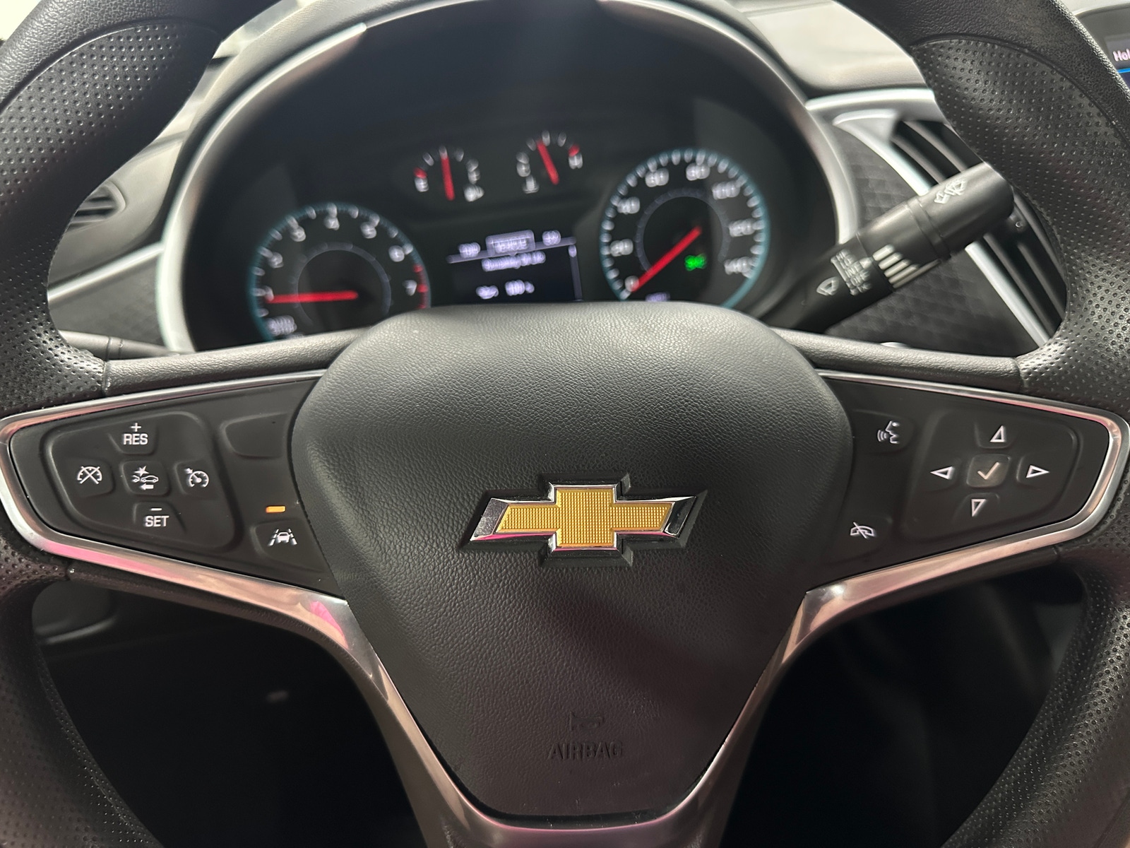 Thumbnail: 2023 Chevrolet Malibu - 5