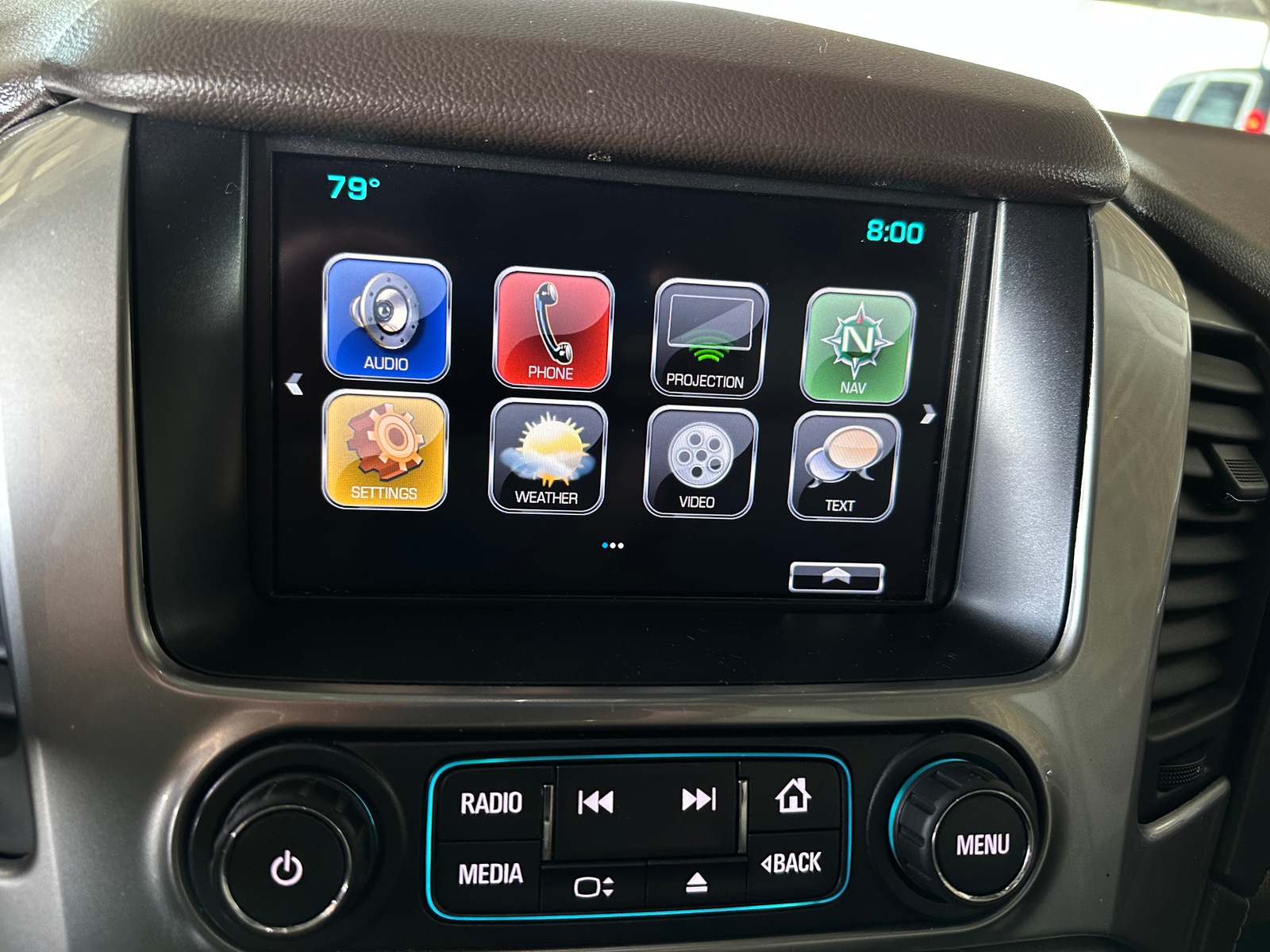 Thumbnail: 2018 Chevrolet Tahoe - 3
