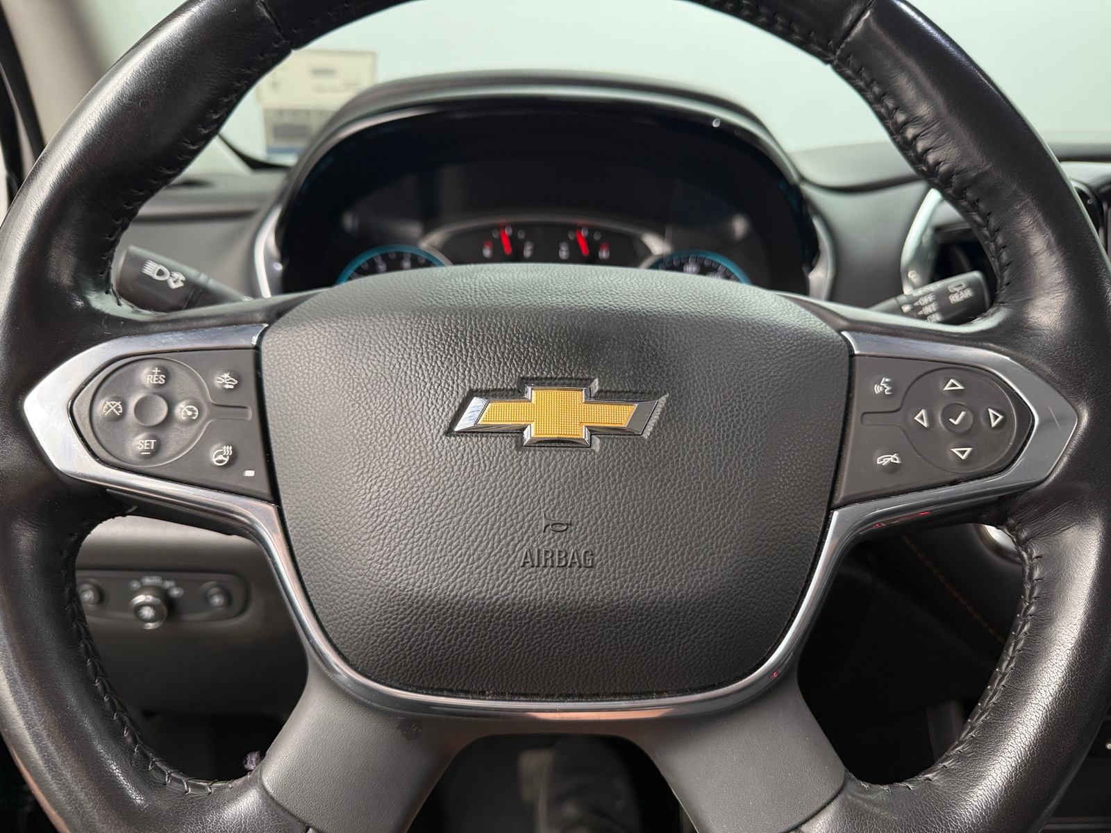 Thumbnail: 2021 Chevrolet Traverse - 4