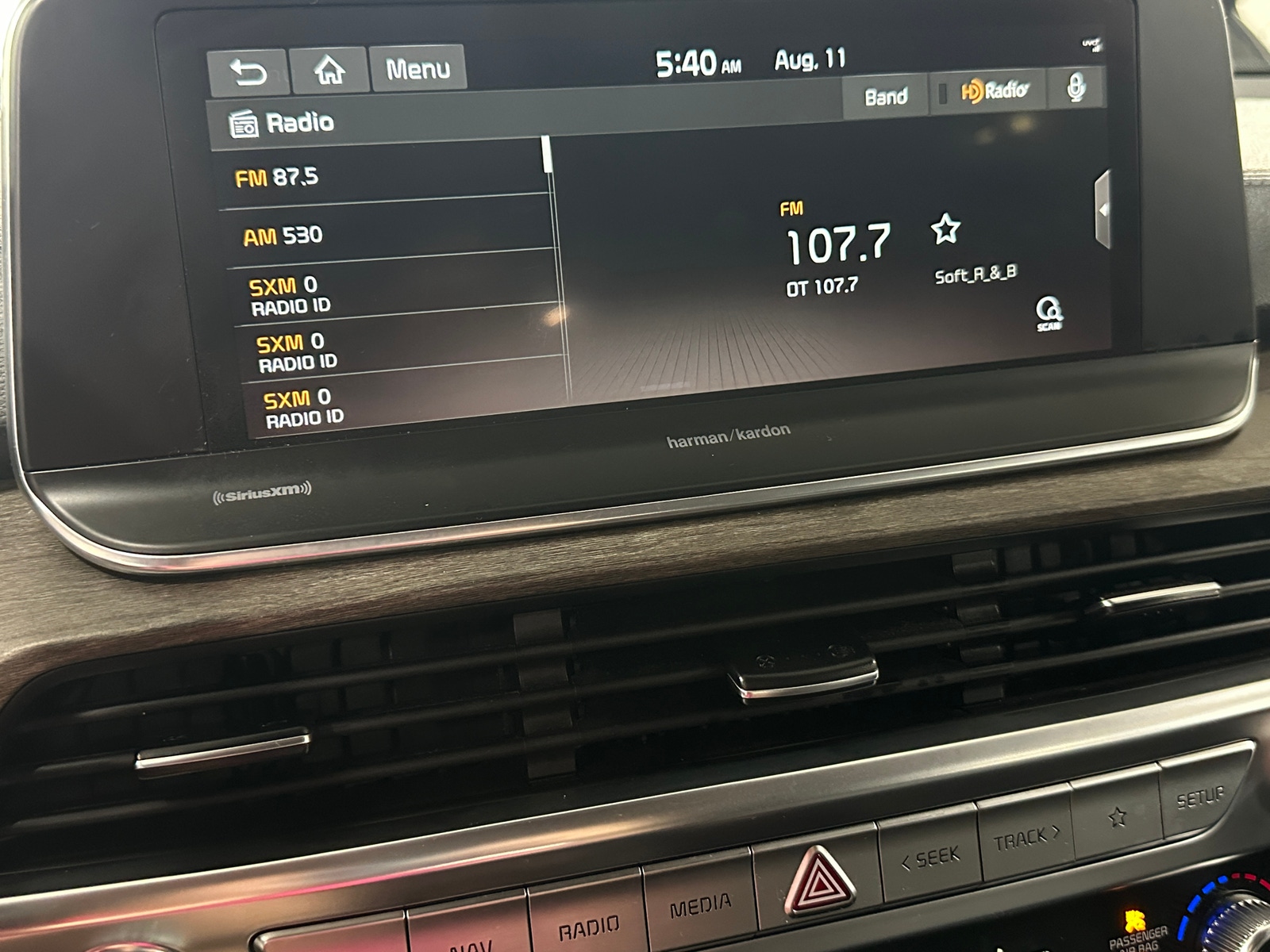 Thumbnail: 2021 Kia Telluride - 3