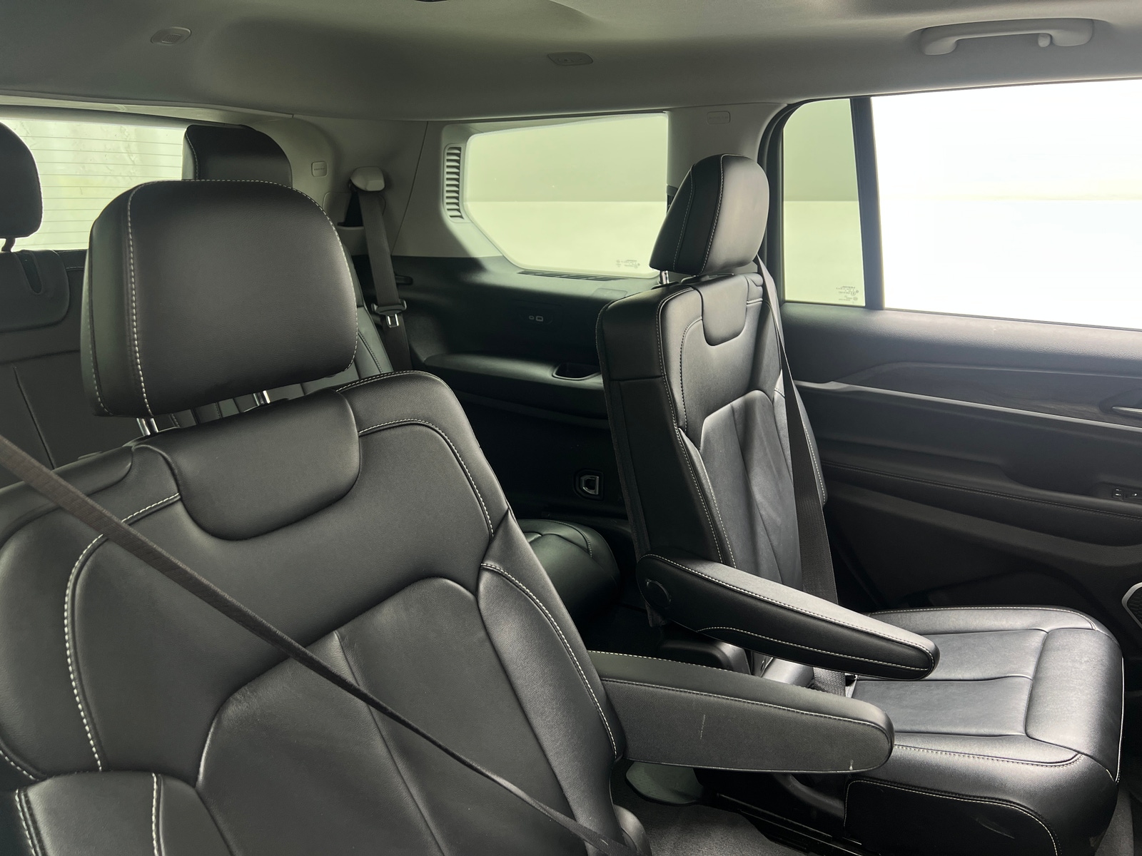 Thumbnail: 2021 Jeep Grand Cherokee L - 5