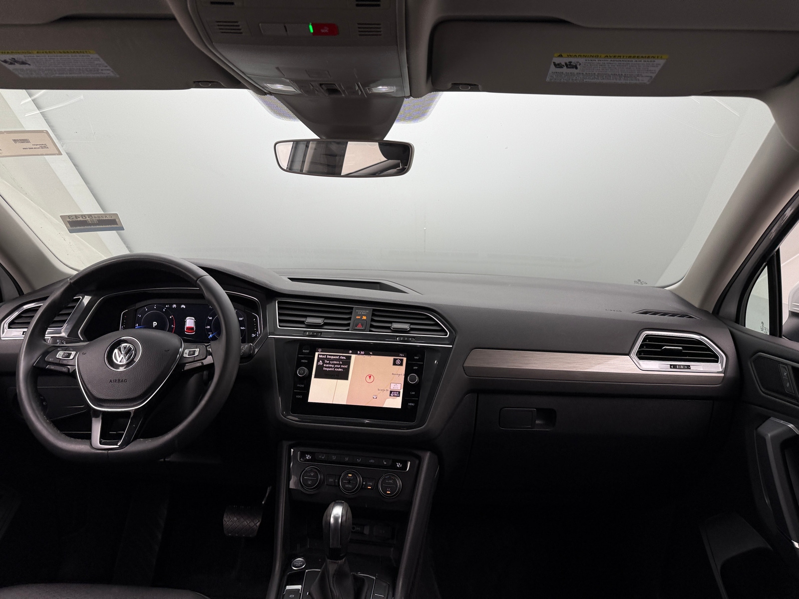 Thumbnail: 2020 Volkswagen Tiguan - 2