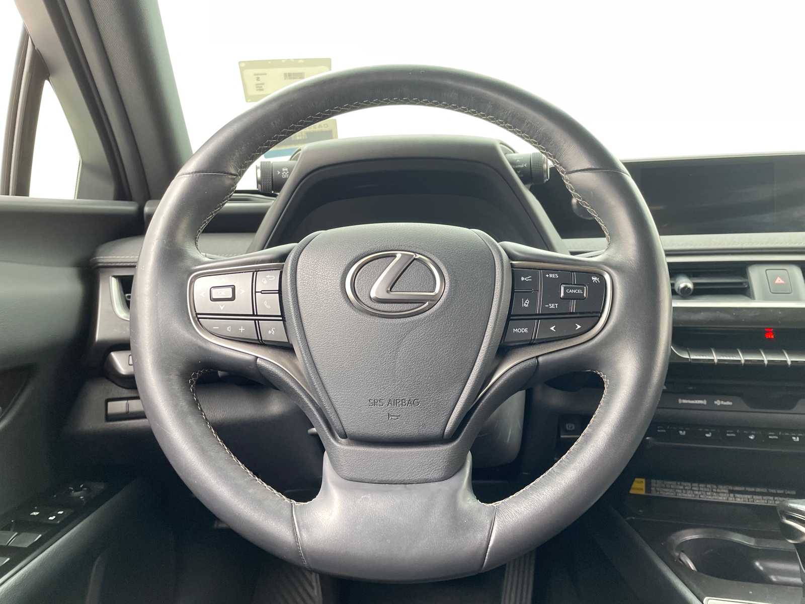 Thumbnail: 2021 Lexus UX - 4