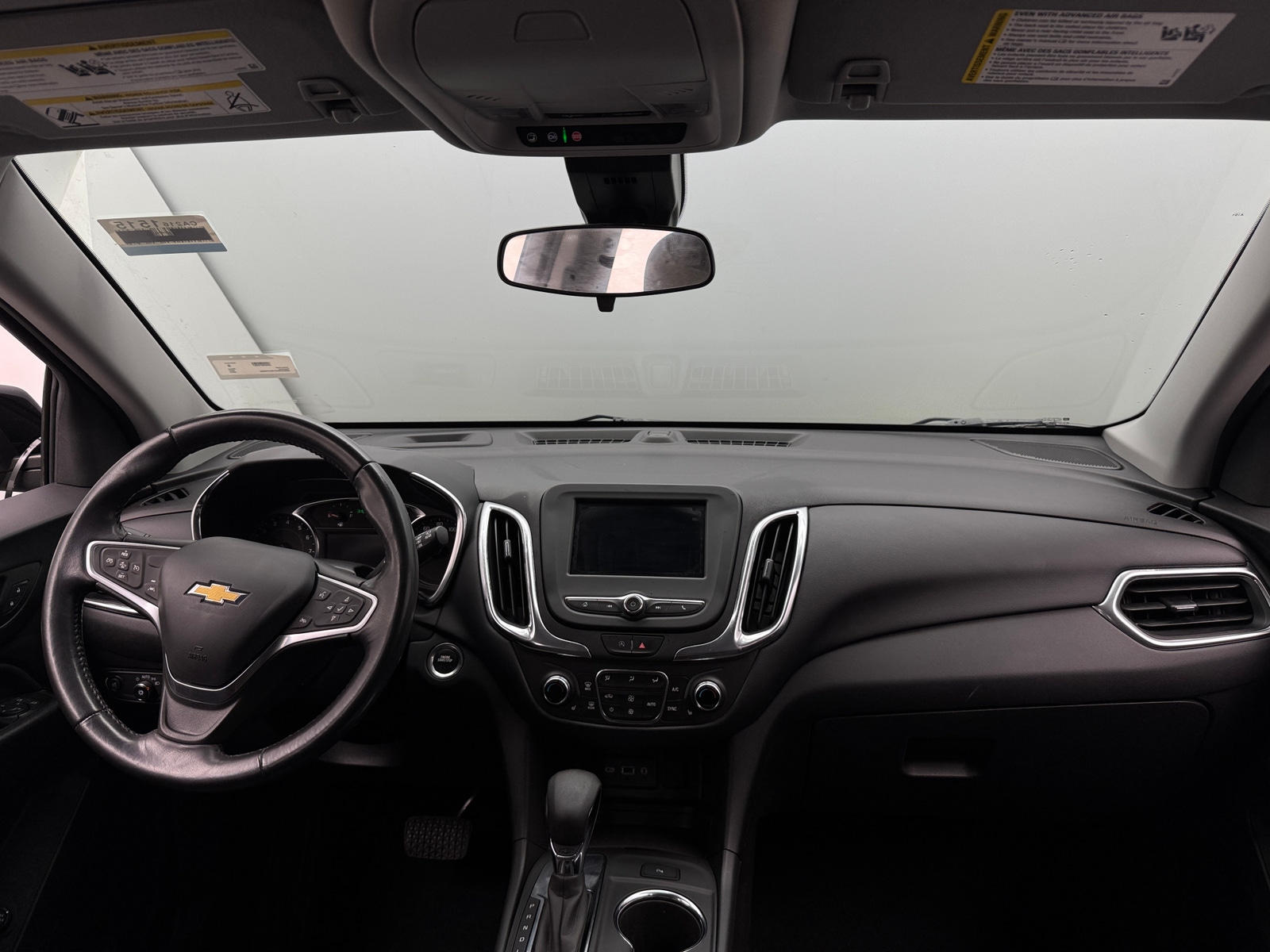 Thumbnail: 2022 Chevrolet Equinox - 3