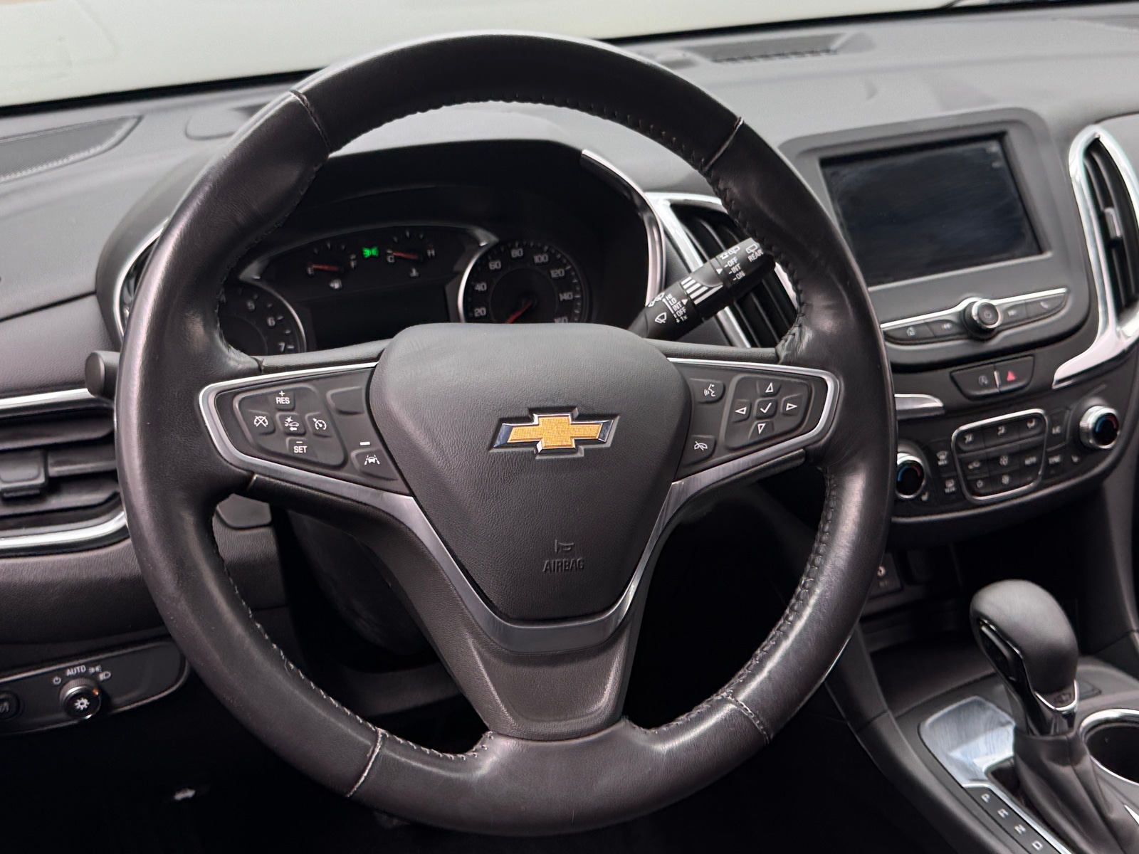 Thumbnail: 2022 Chevrolet Equinox - 5