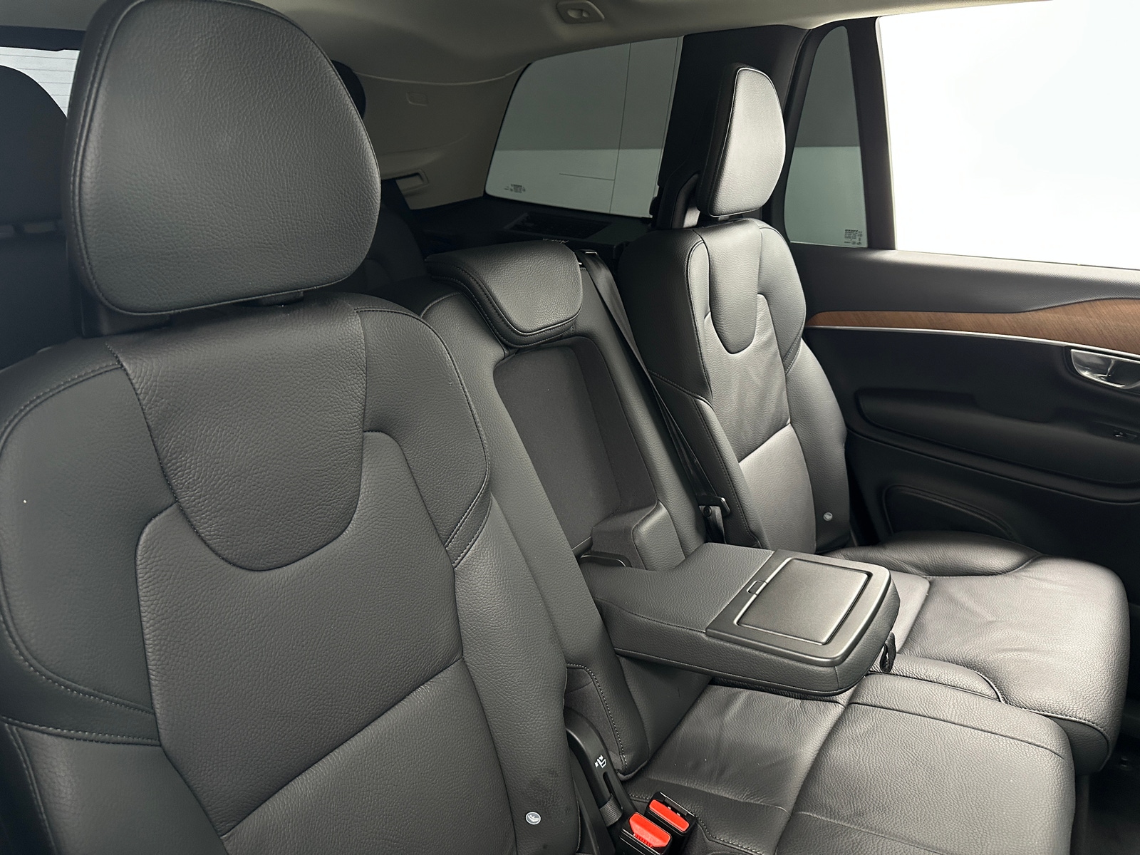 Thumbnail: 2025 Volvo XC90 - 5