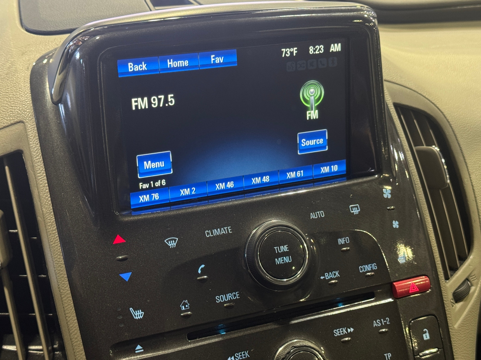 Thumbnail: 2014 Chevrolet Volt - 3