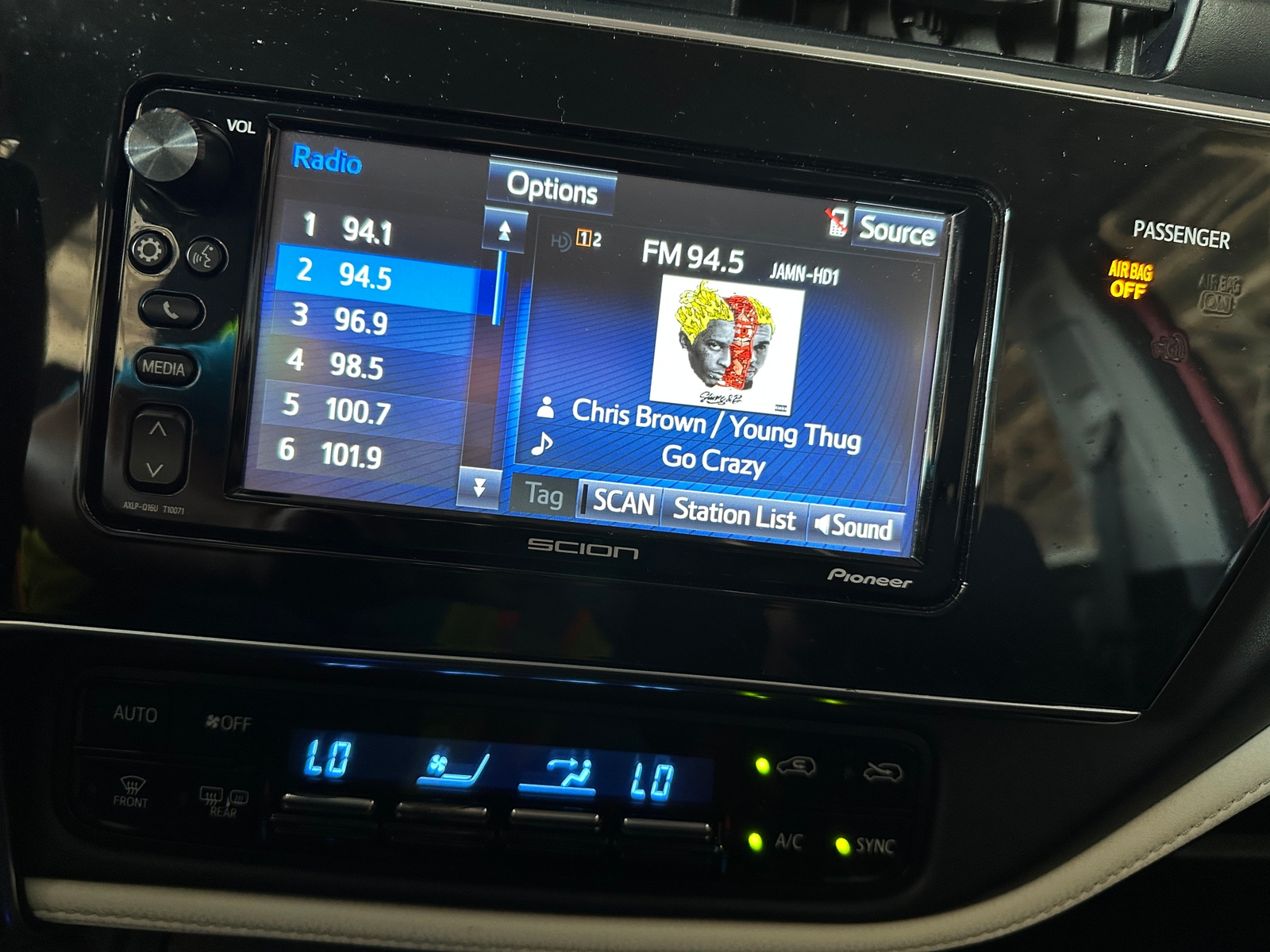 Thumbnail: 2016 Scion iM - 4