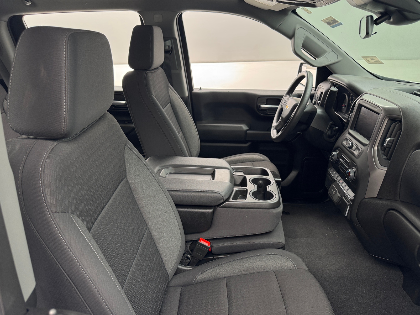 Thumbnail: 2024 Chevrolet Silverado 1500 - 2