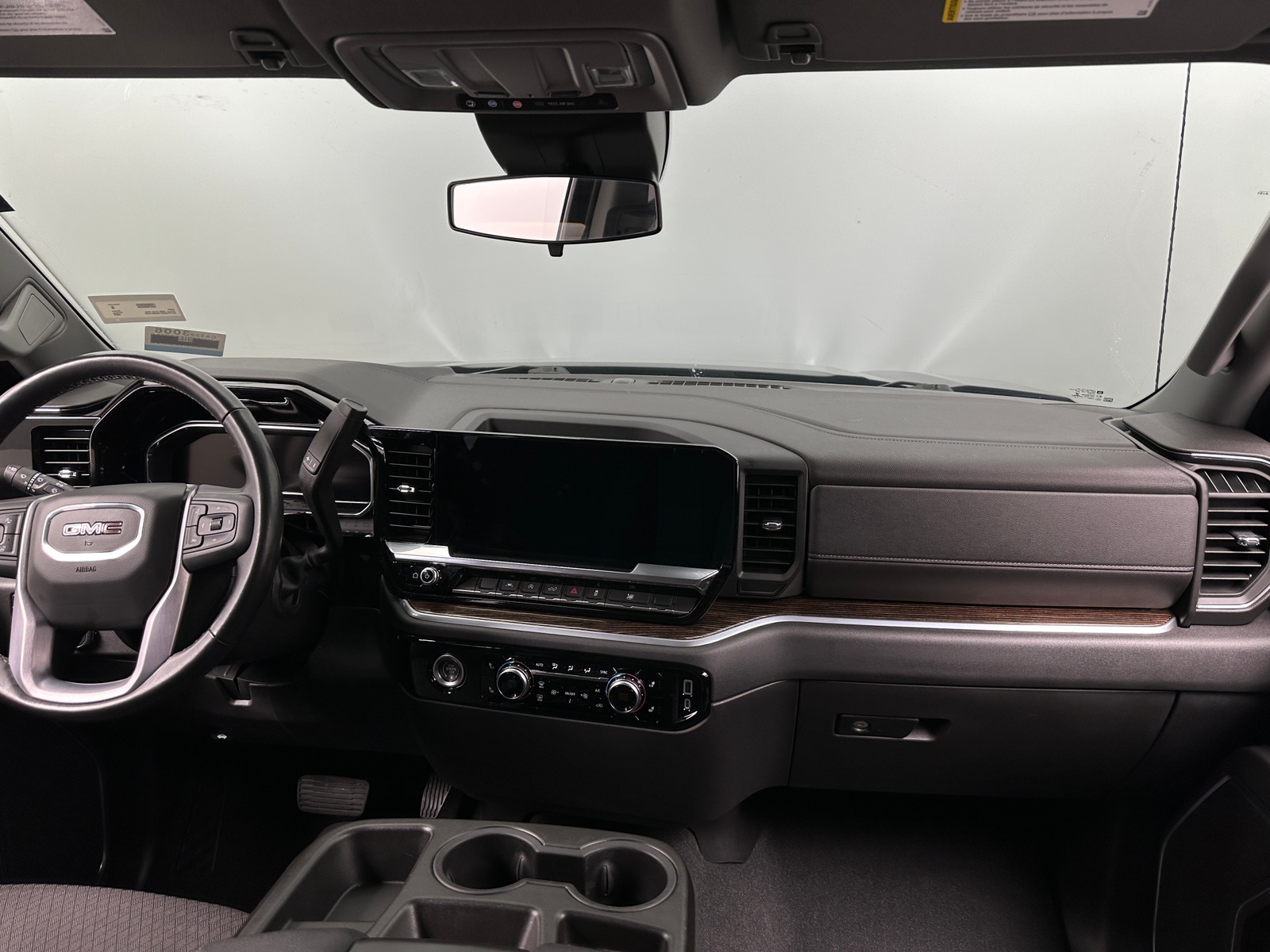 Thumbnail: 2022 GMC Sierra 1500 - 3