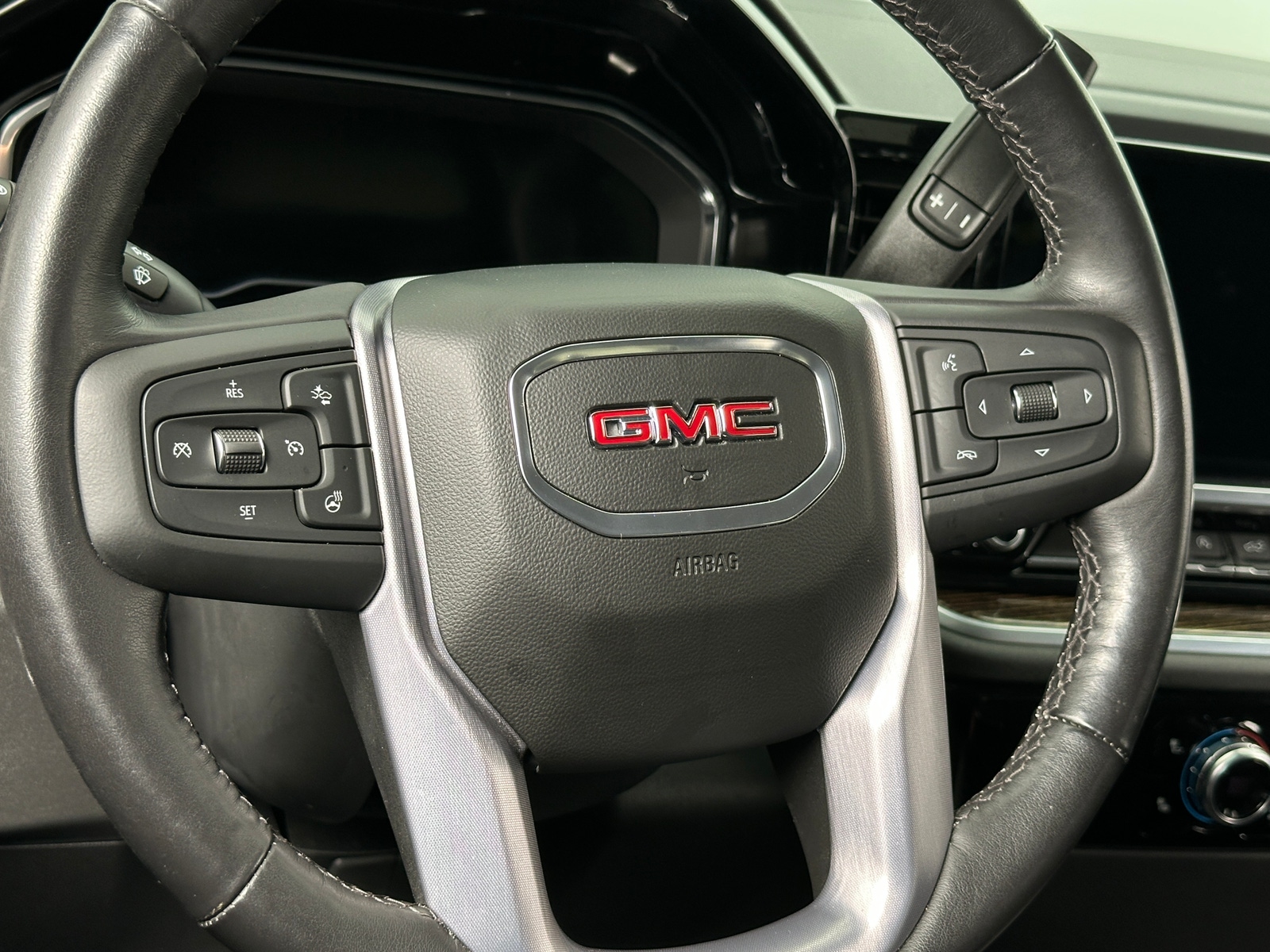 Thumbnail: 2022 GMC Sierra 1500 - 5