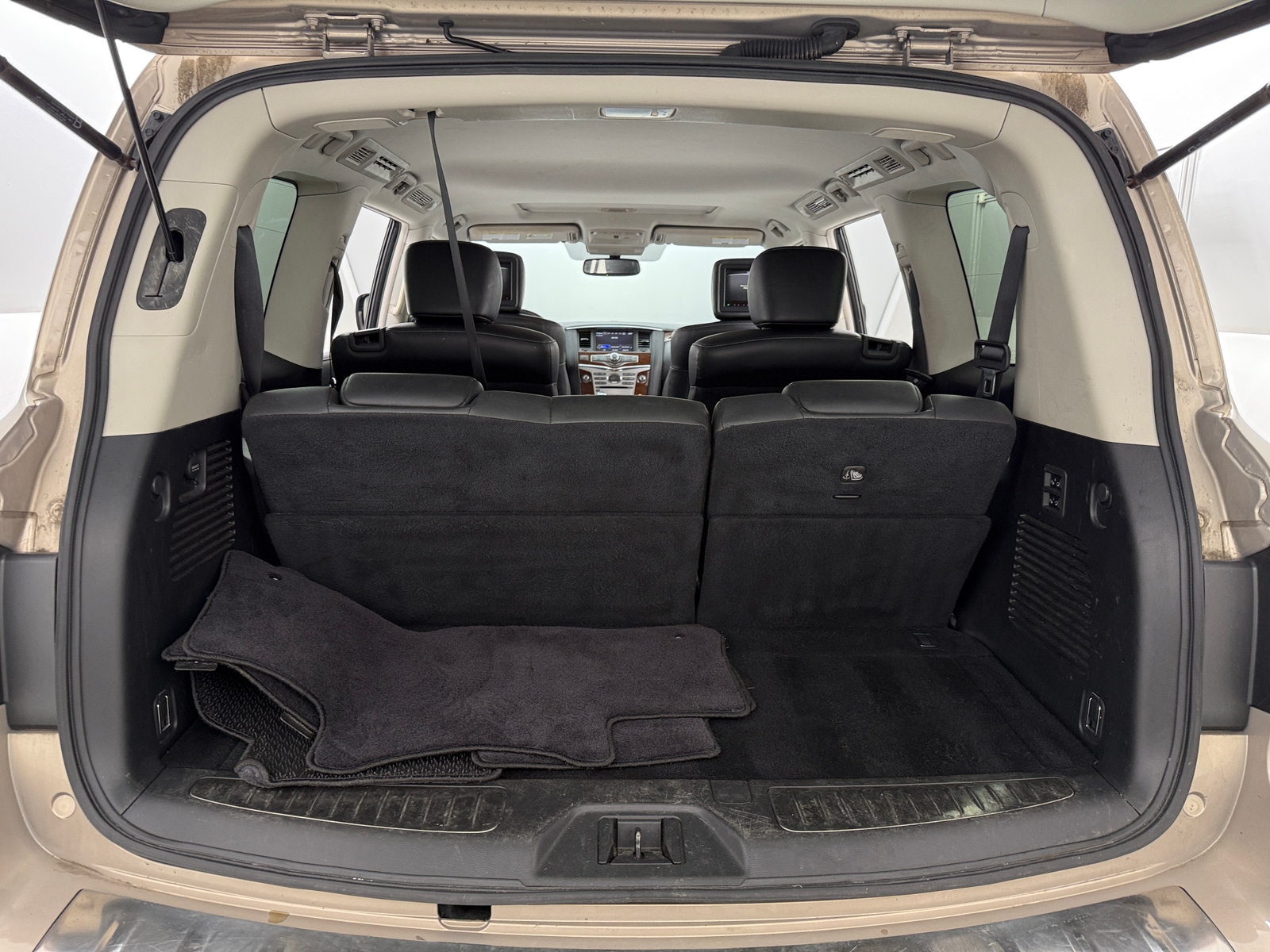 Thumbnail: 2019 INFINITI QX80 - 6