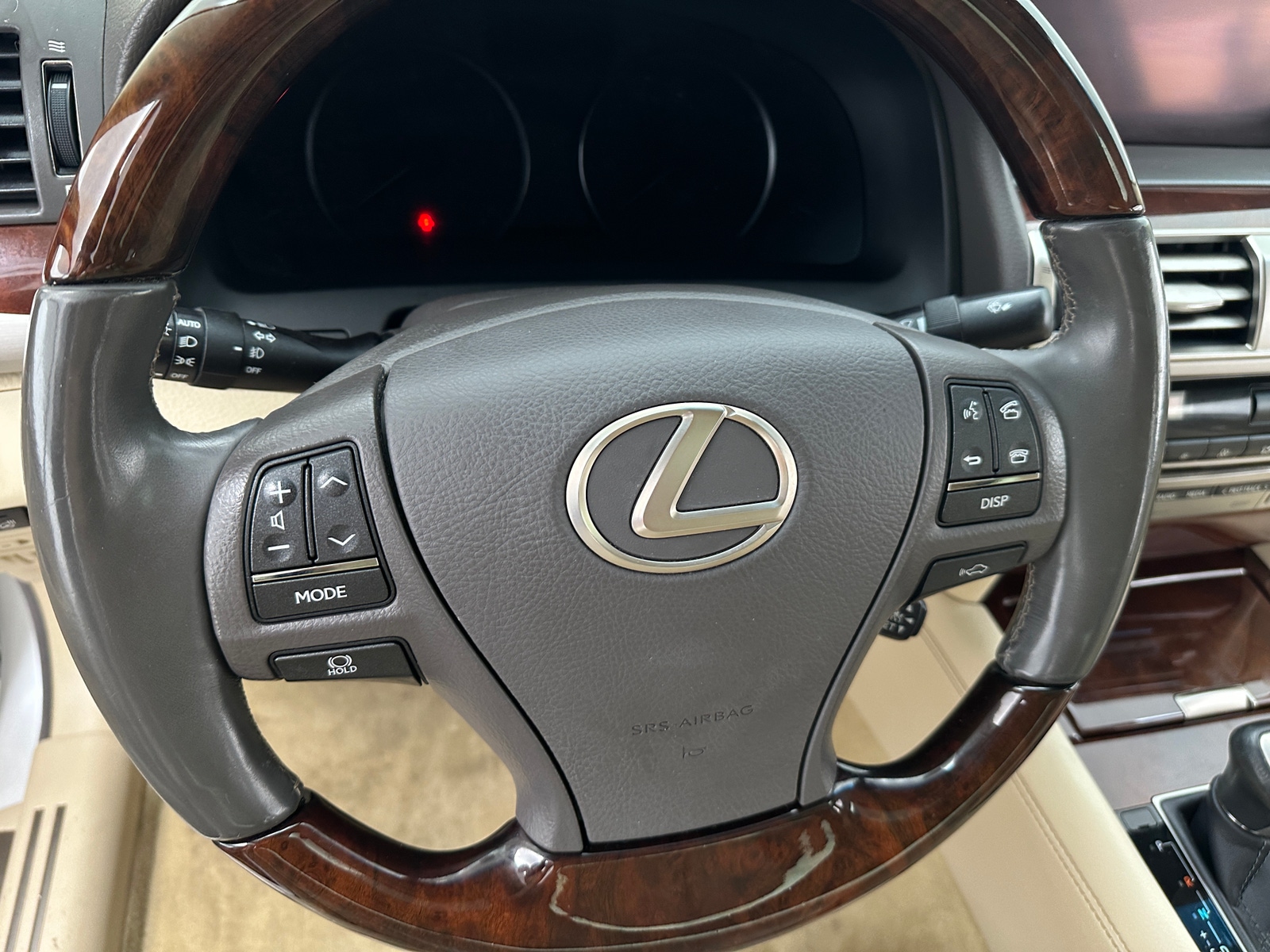 Thumbnail: 2017 Lexus LS - 4