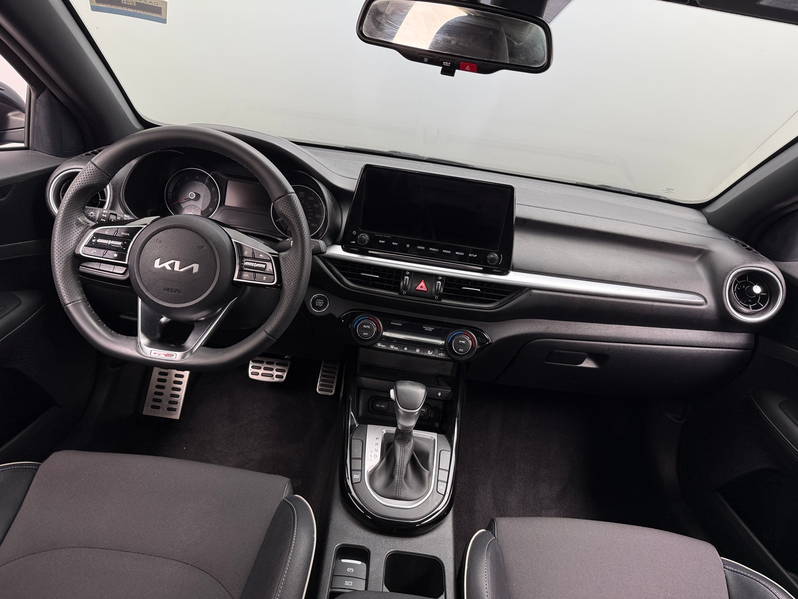 Thumbnail: 2023 Kia Forte - 2