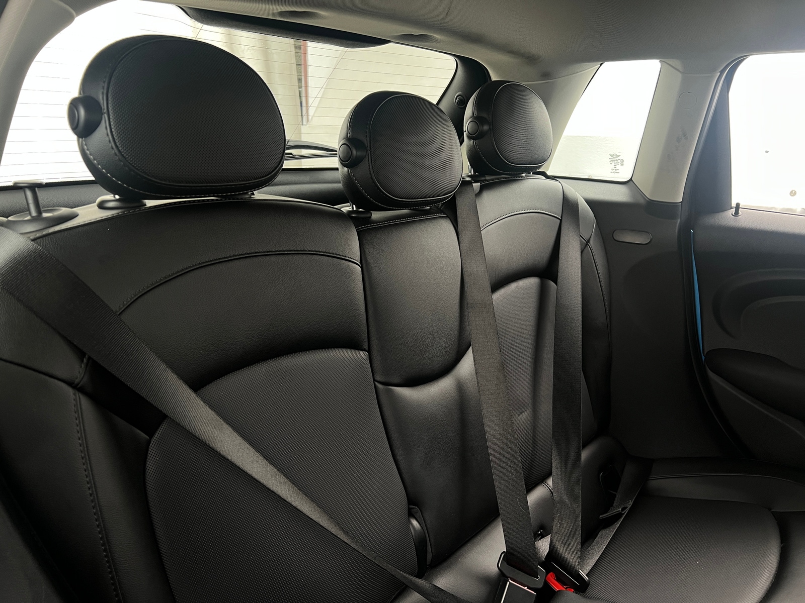 Thumbnail: 2016 MINI Cooper Hardtop - 6