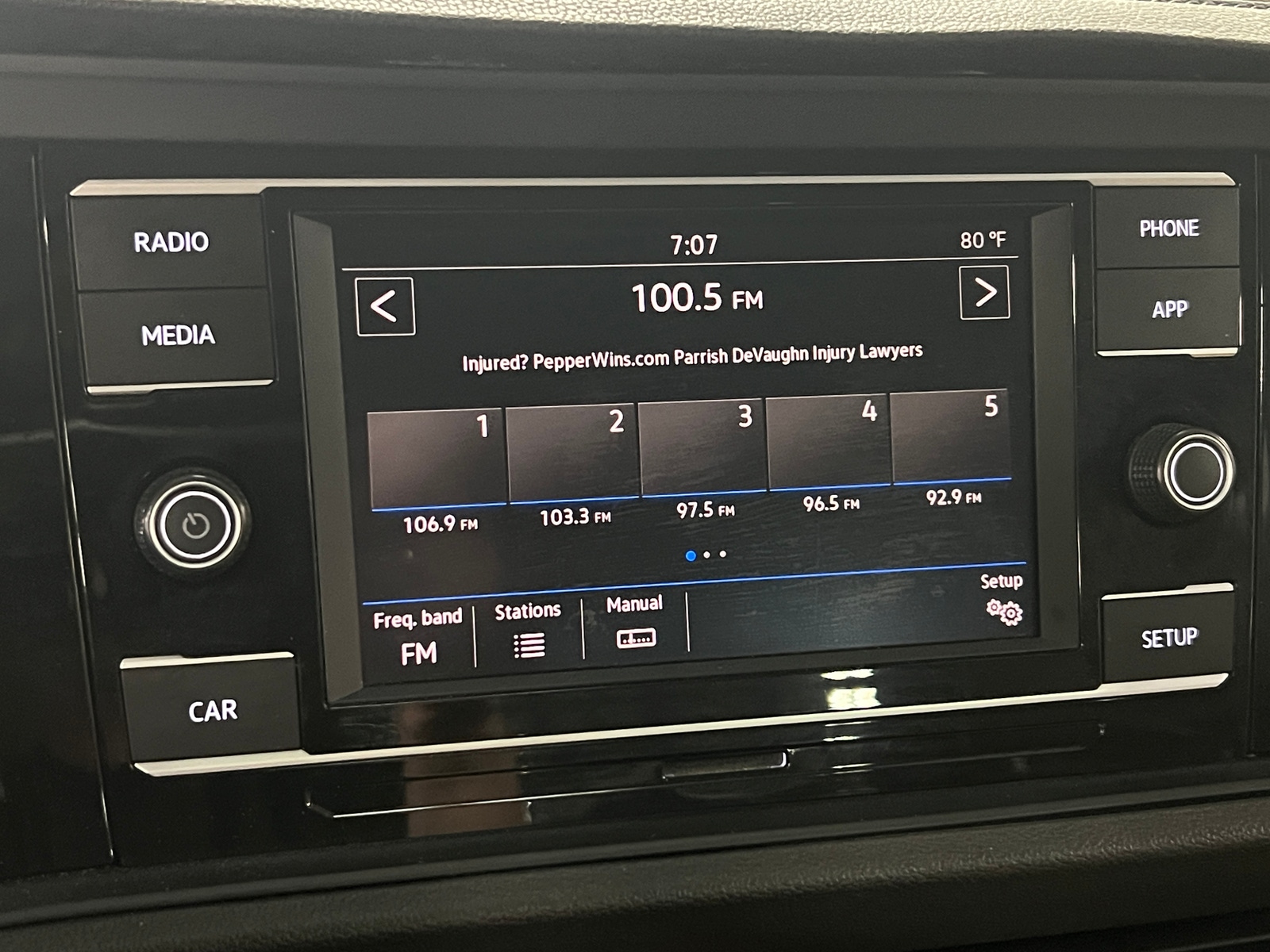 Thumbnail: 2019 Volkswagen Jetta - 4