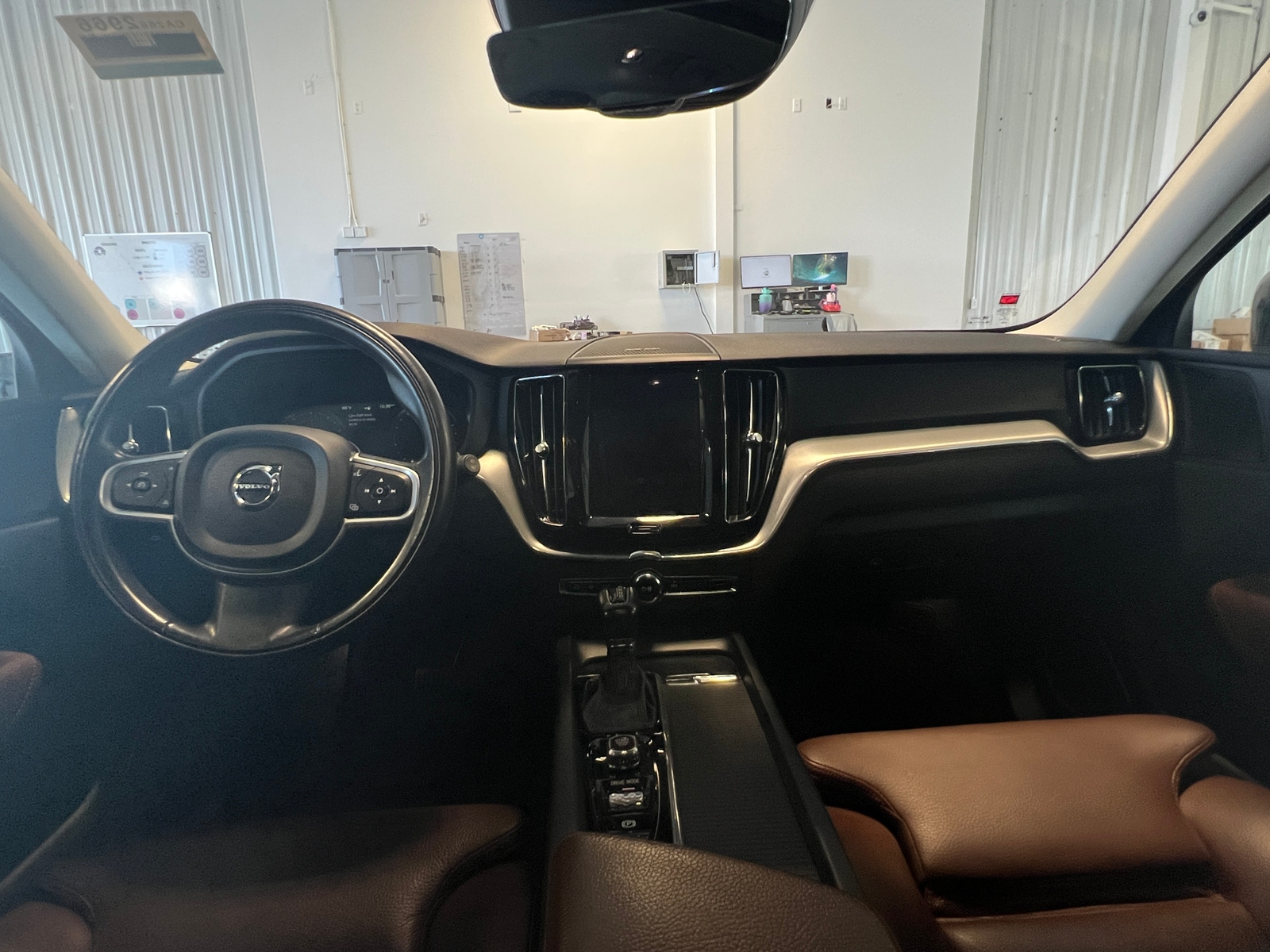 Thumbnail: 2019 Volvo XC60 - 2