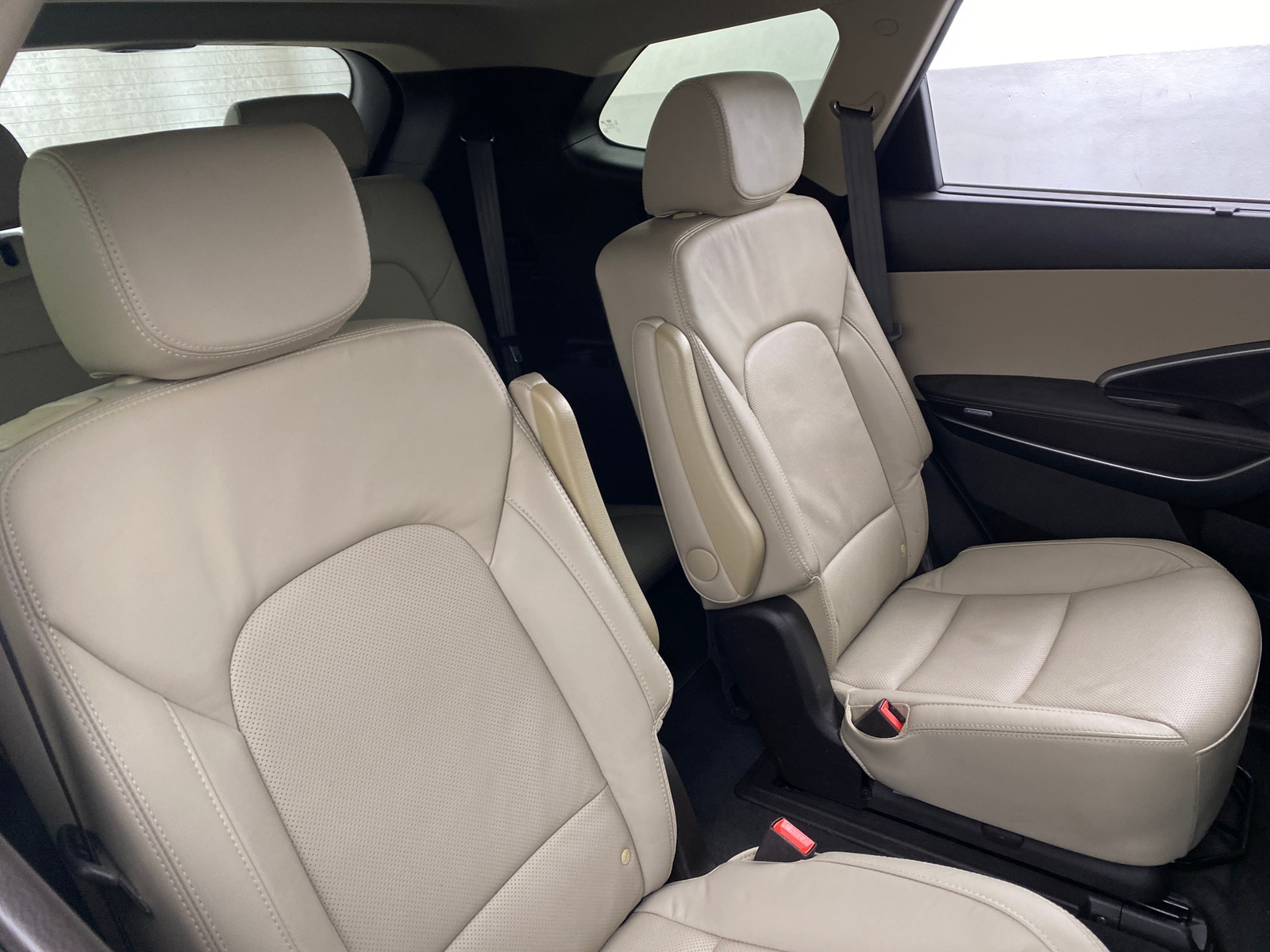 Thumbnail: 2015 Hyundai Santa Fe - 5