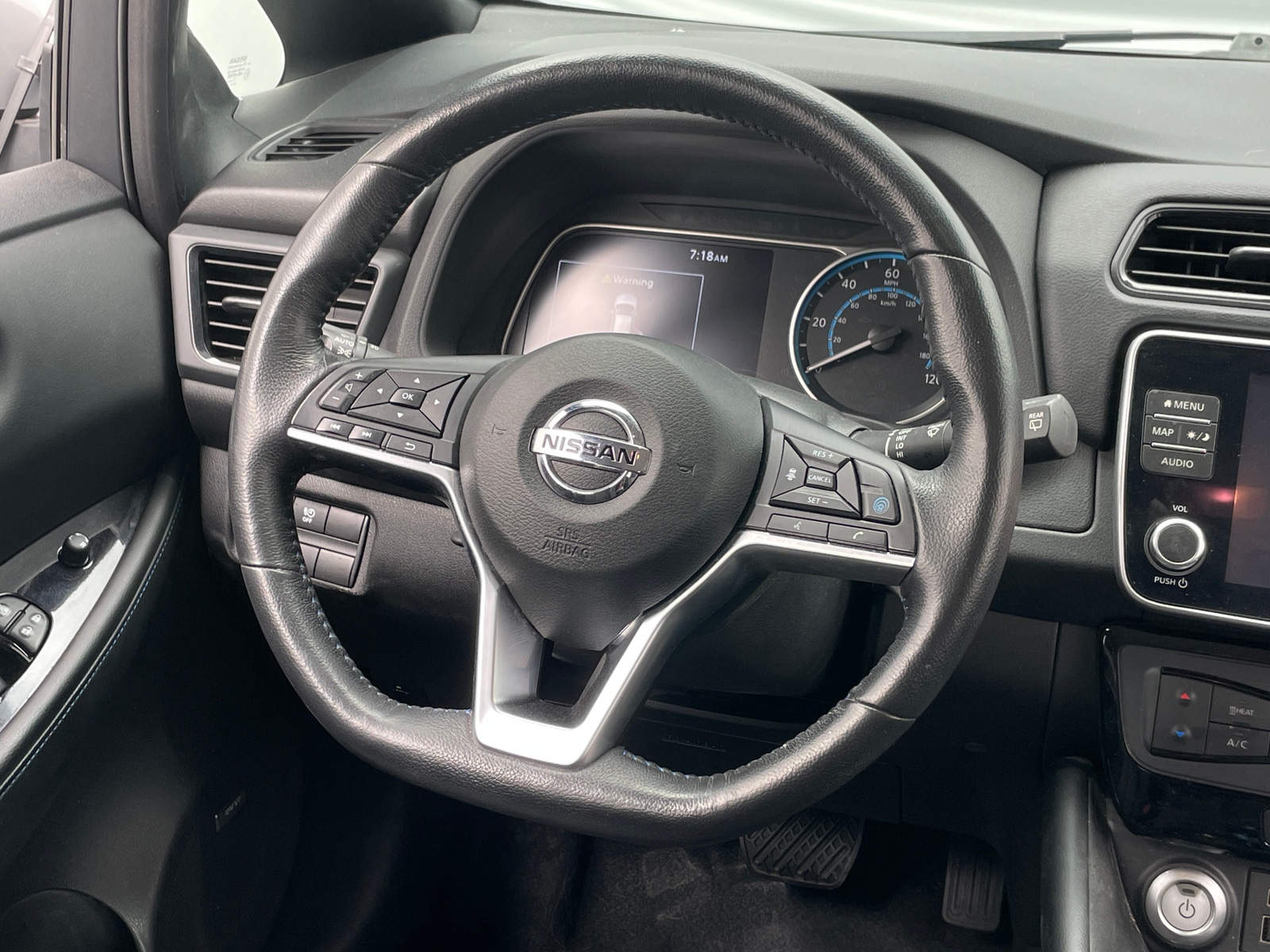 Thumbnail: 2022 Nissan Leaf - 4