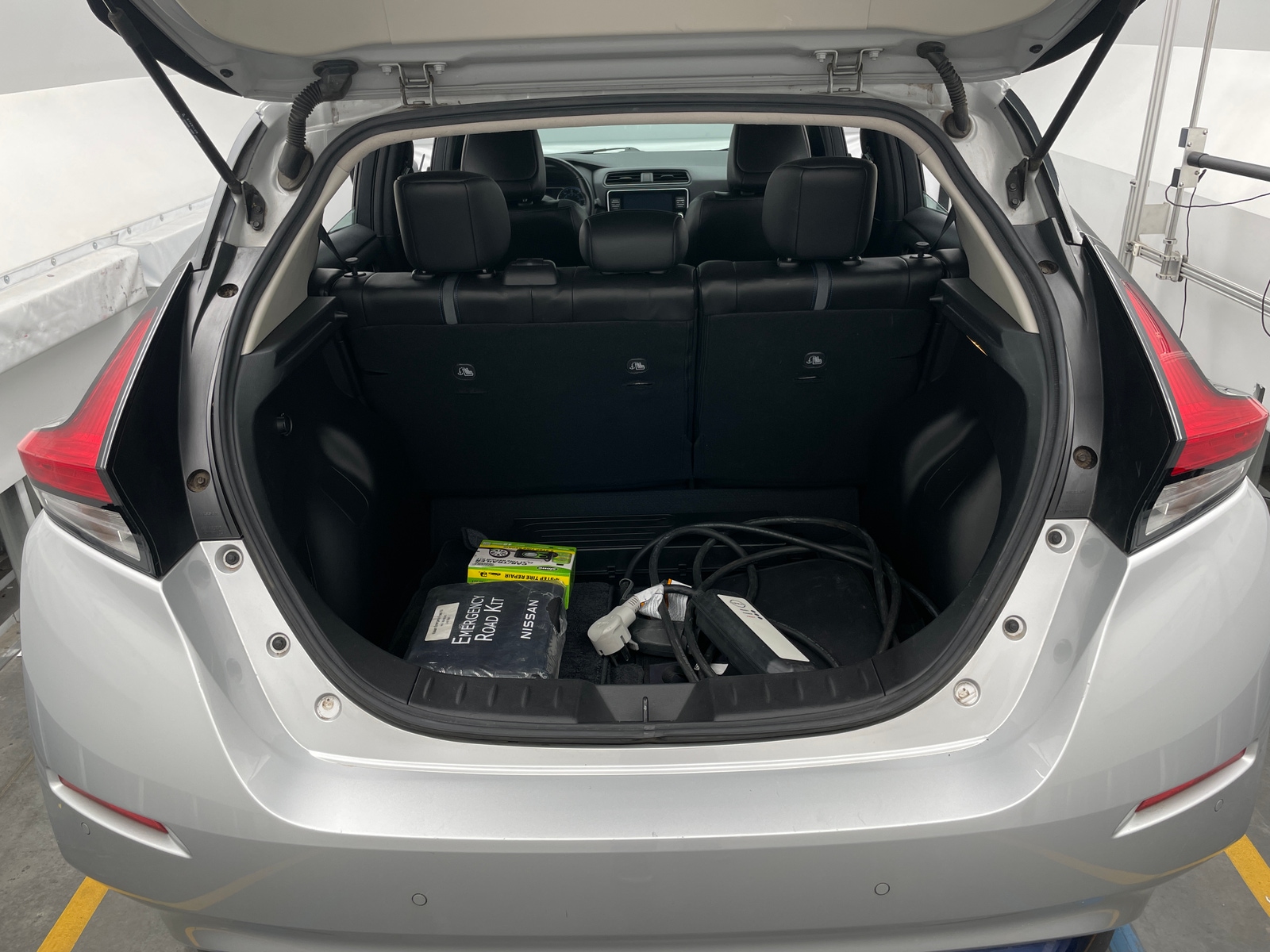 Thumbnail: 2022 Nissan Leaf - 6