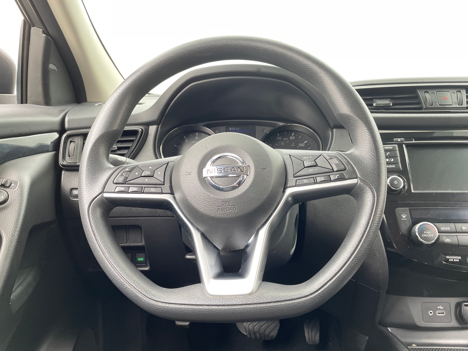 Thumbnail: 2020 Nissan Rogue Sport - 5