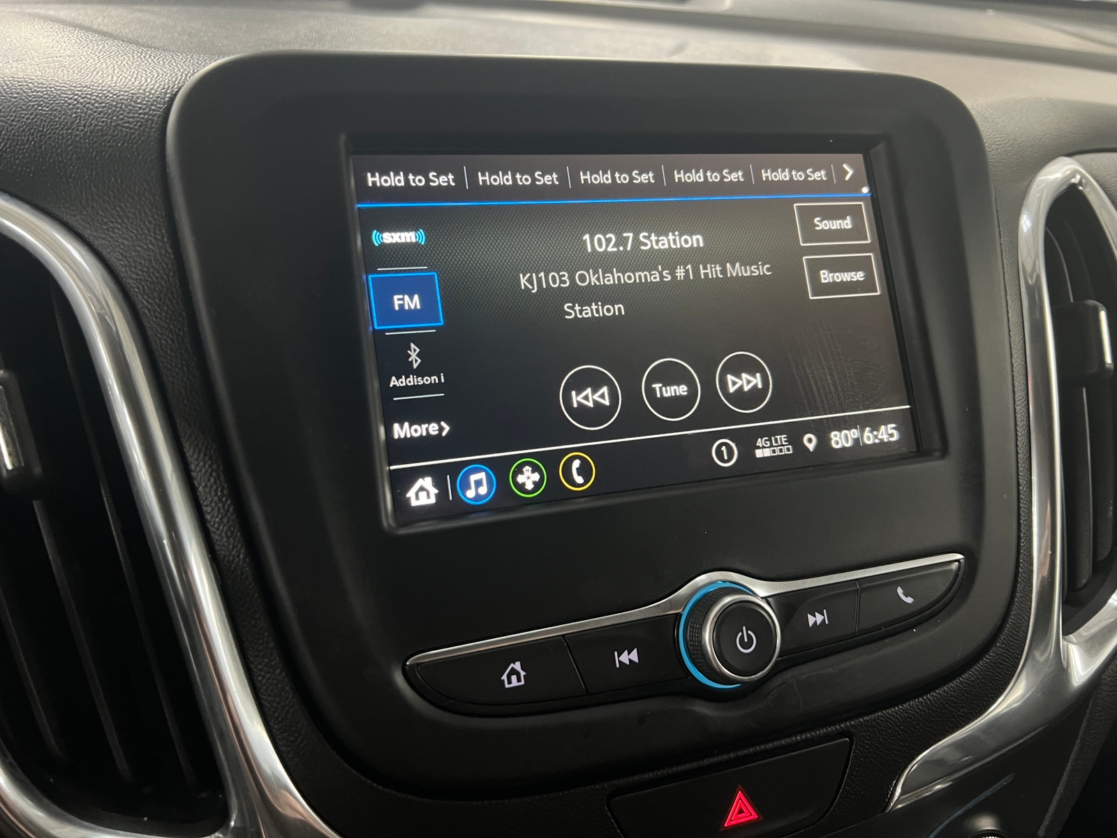 Thumbnail: 2019 Chevrolet Equinox - 4