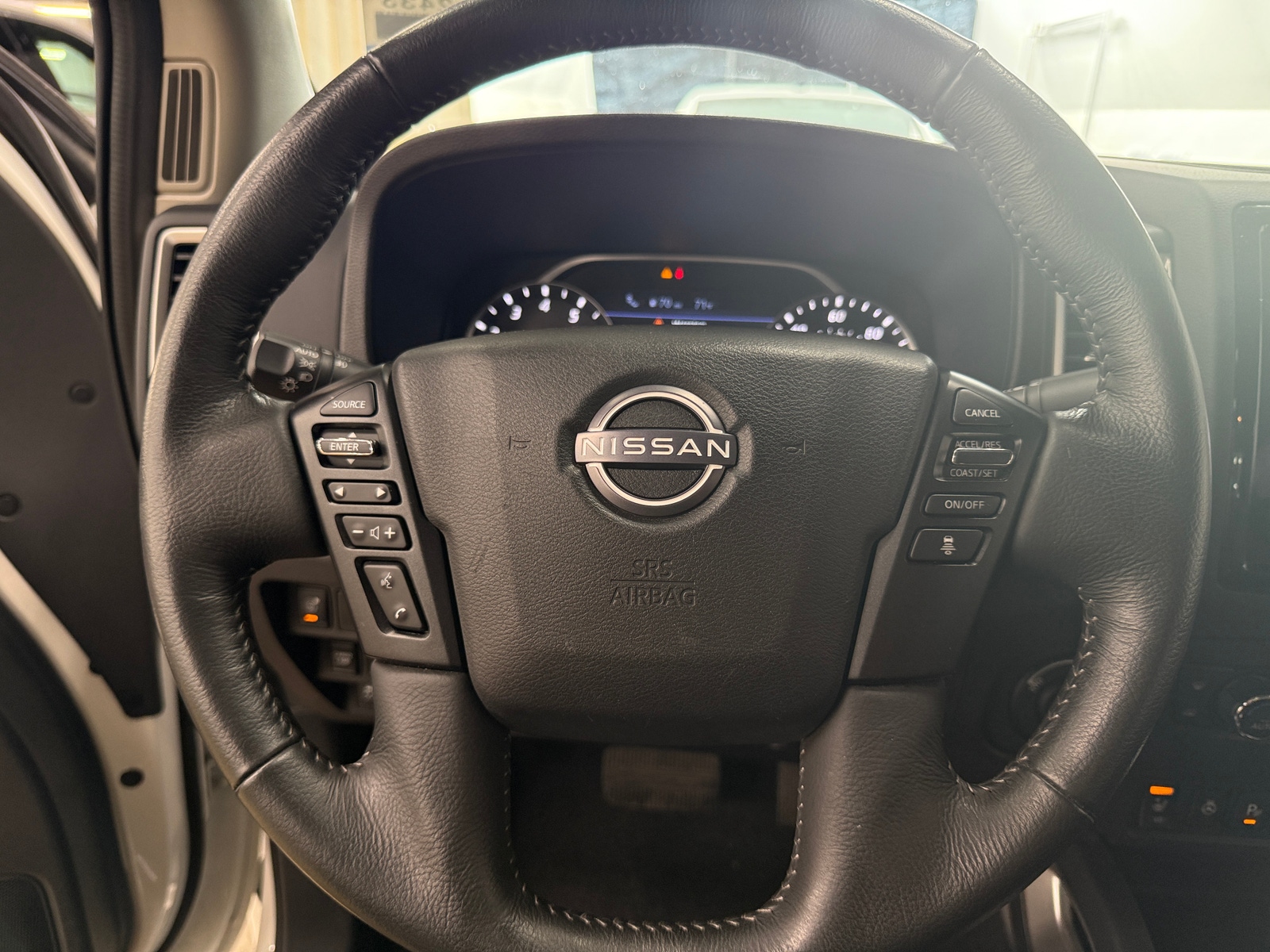 Thumbnail: 2023 Nissan Frontier - 5